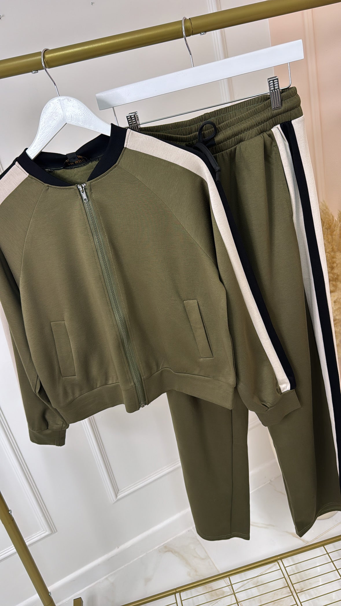 GIANA khaki side stripe bomber lounge set
