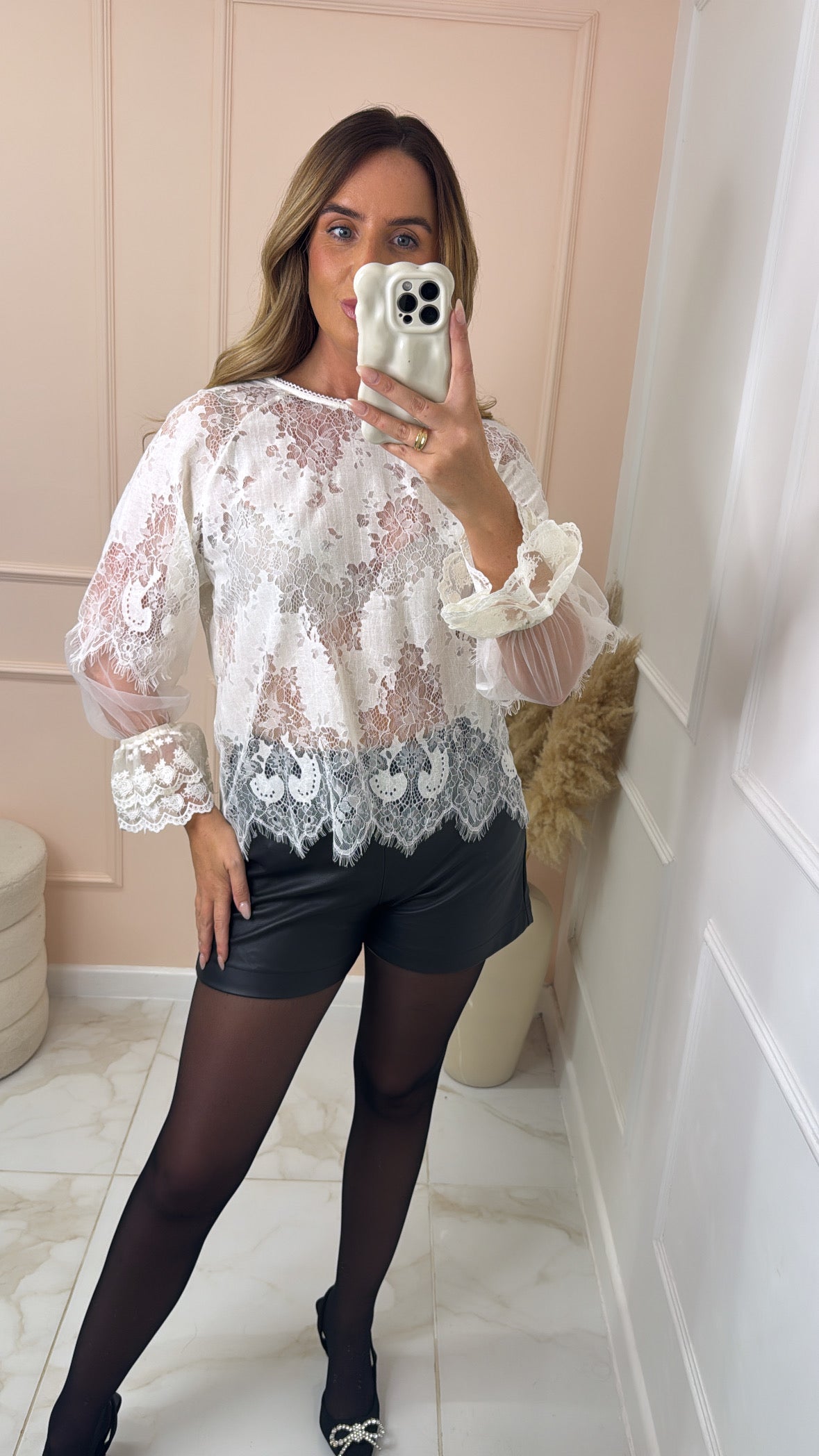 MELODY white lace flared cuff top