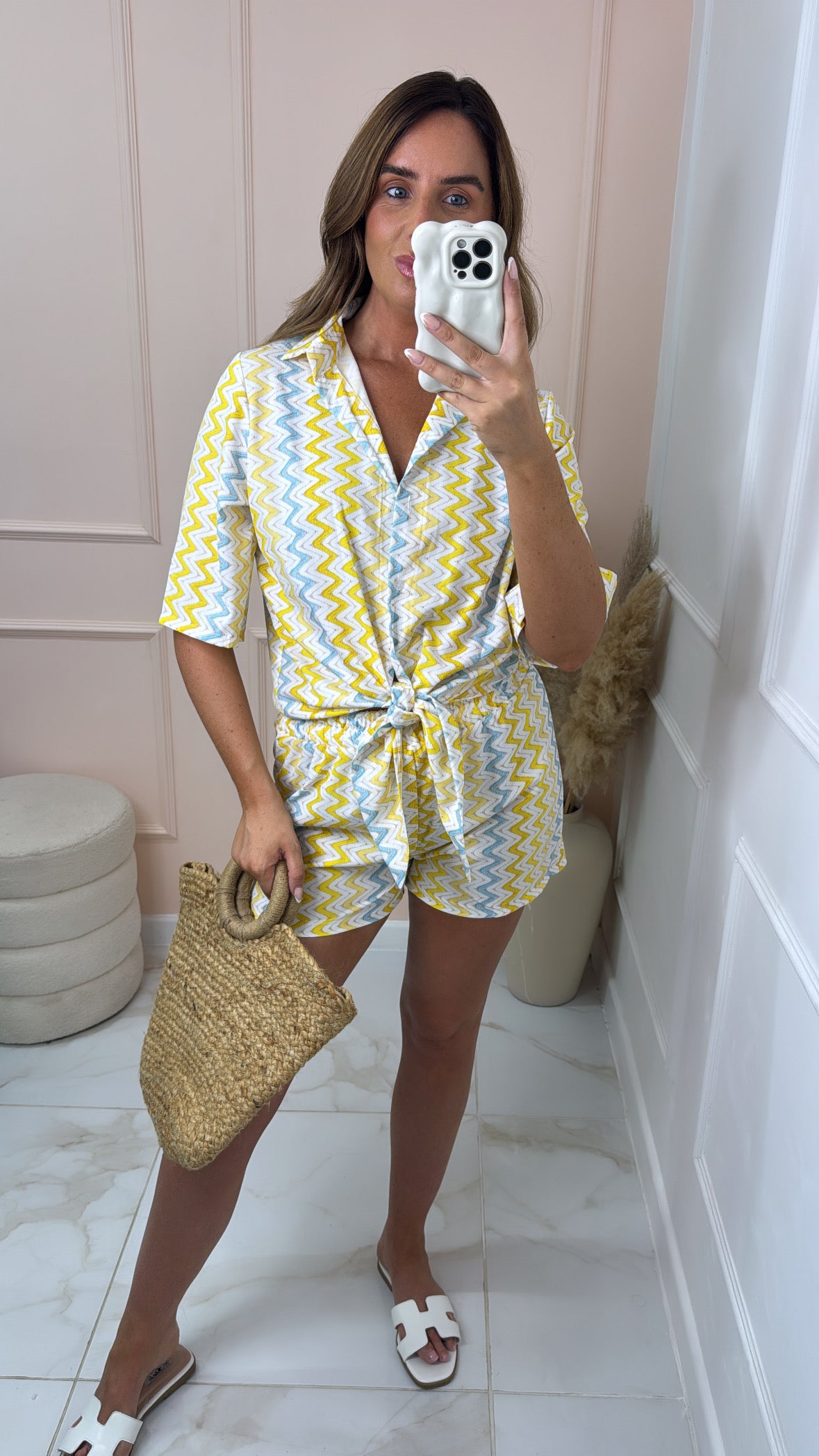 LUCIE yellow zig zag tie front short set