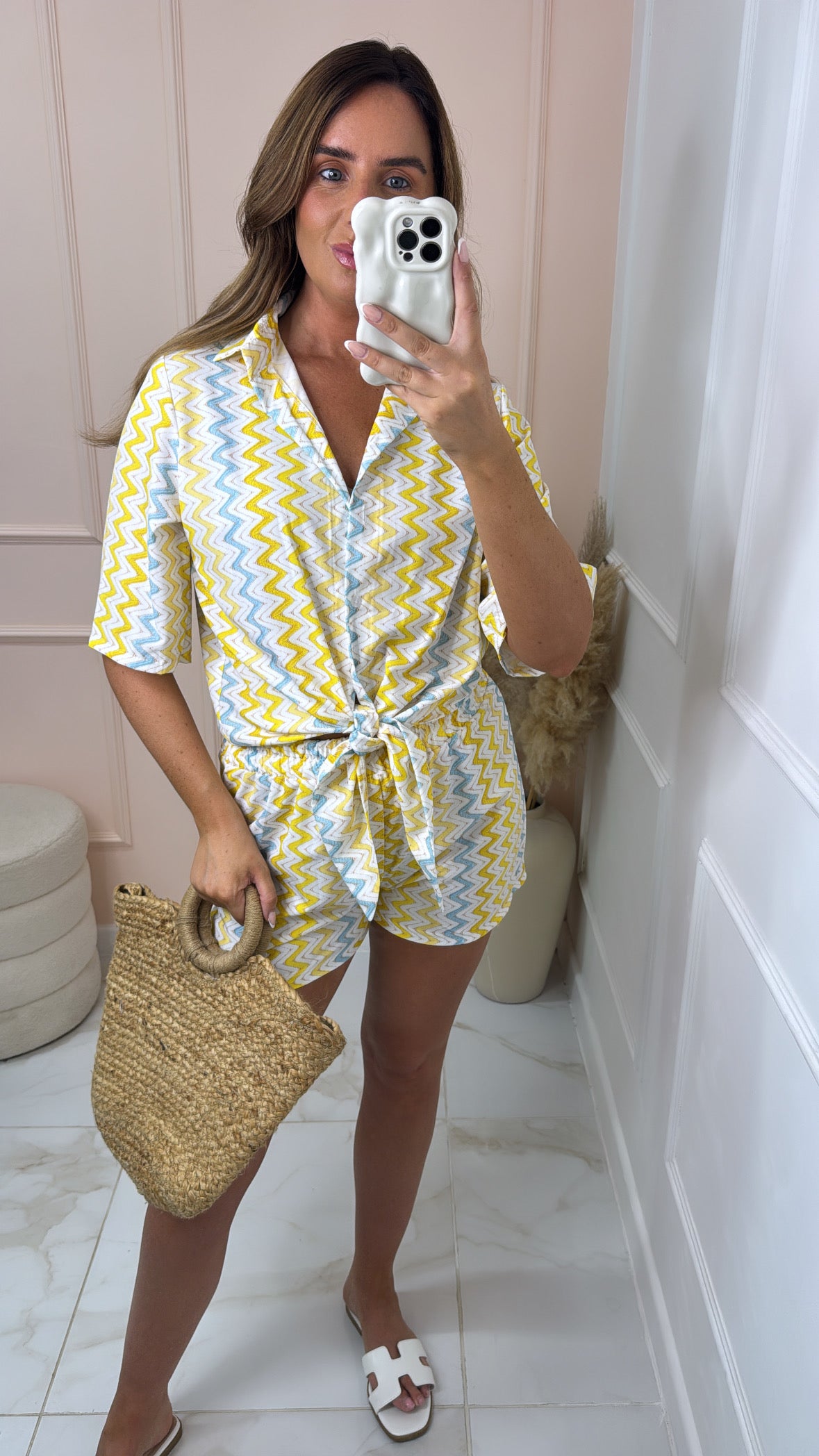 LUCIE yellow zig zag tie front short set