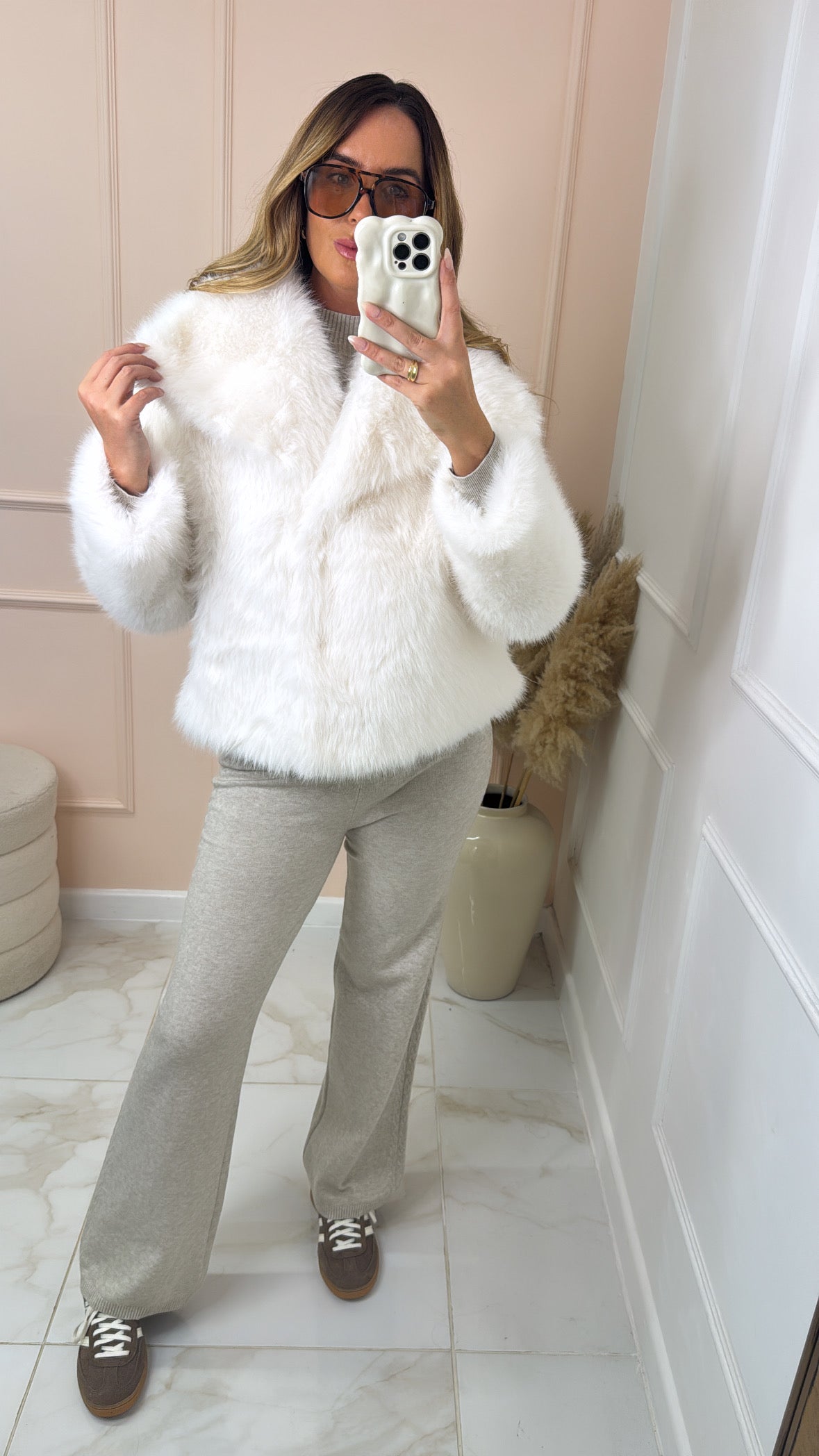 KEELEY white faux fur soft jacket