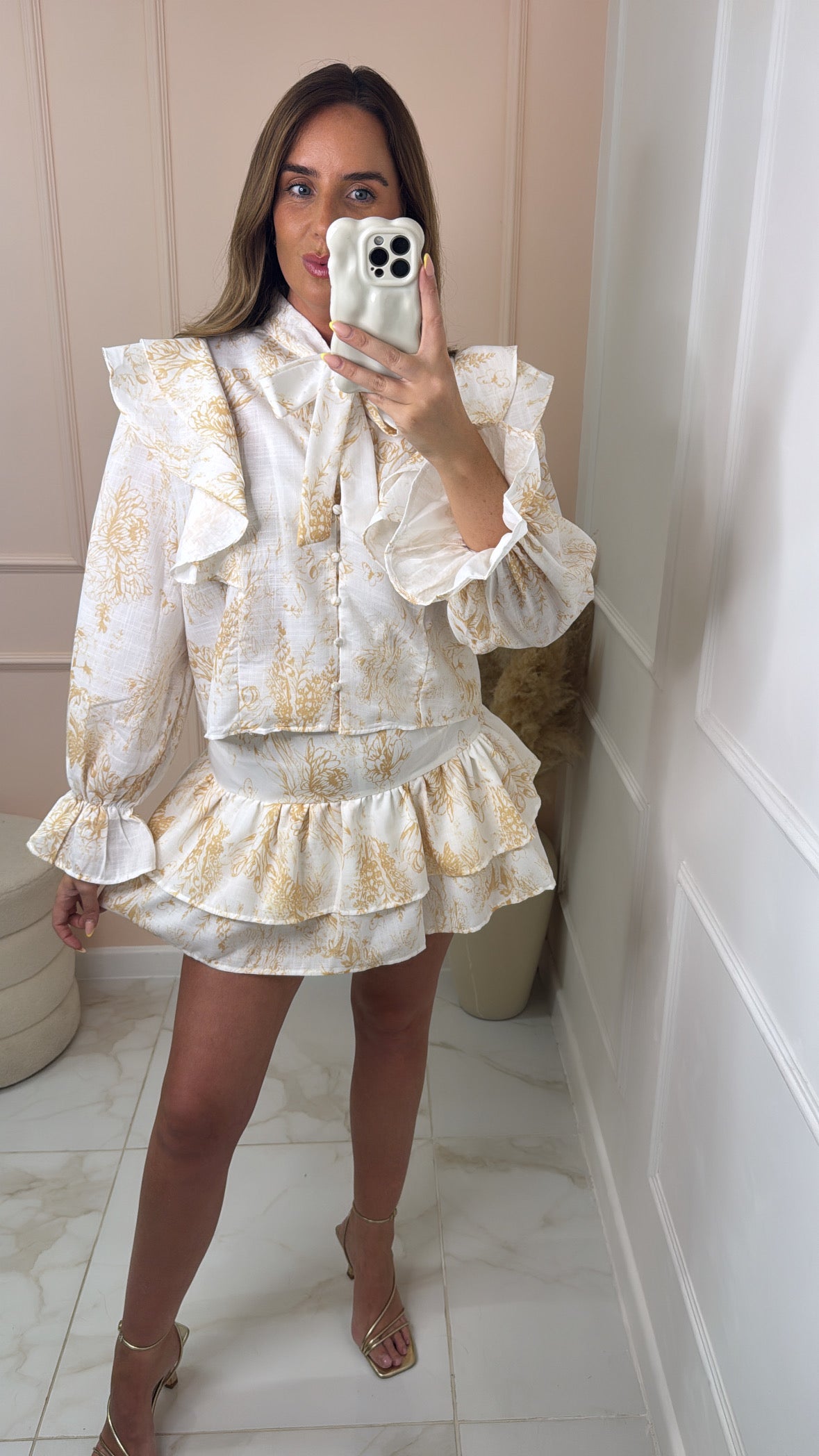 TIFFIANY beige tiered frill skirt set