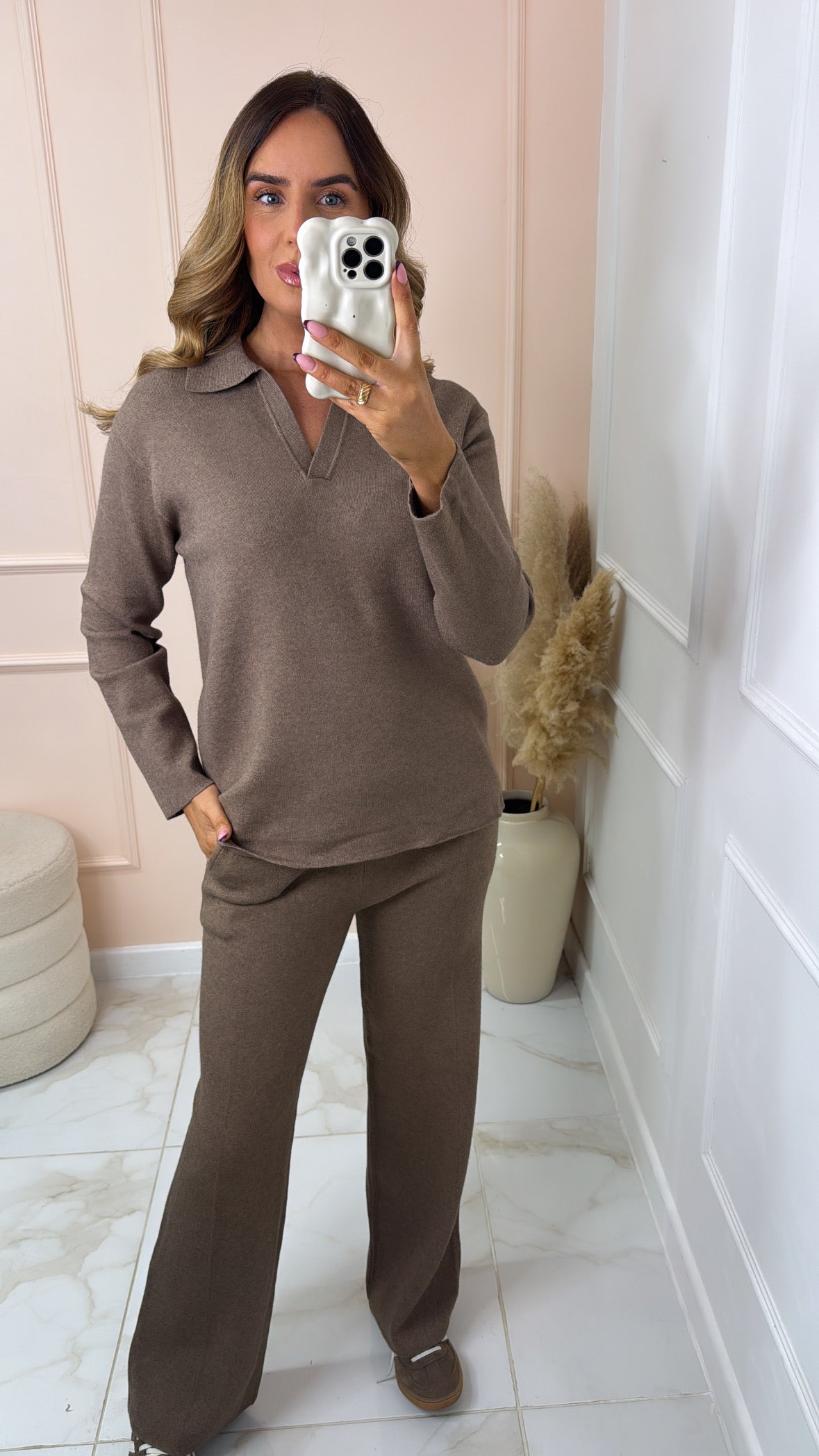 MATILDA mocha collared lounge set