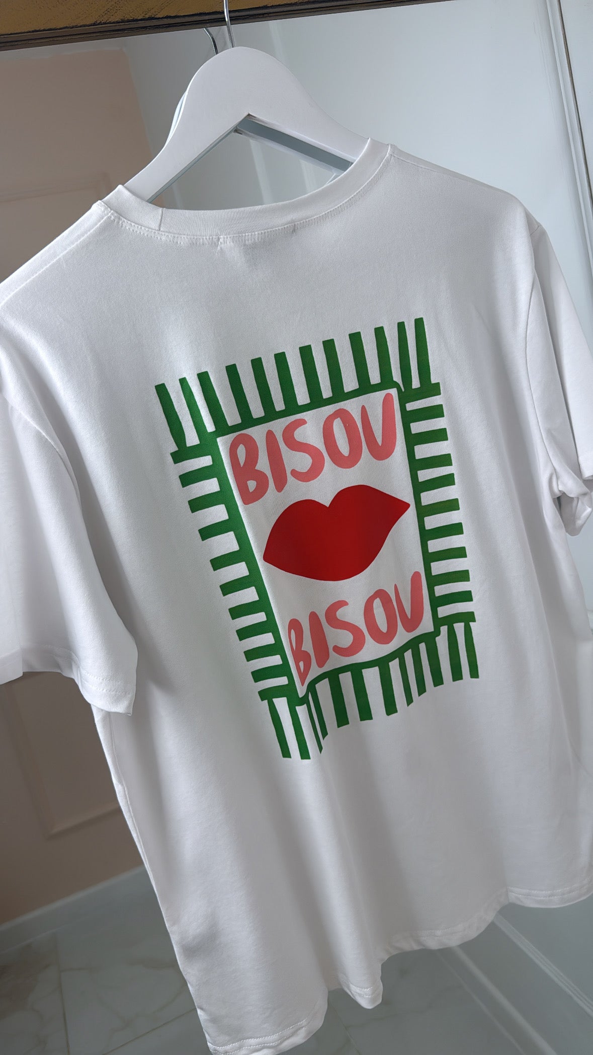 BISOU white printed tshirt