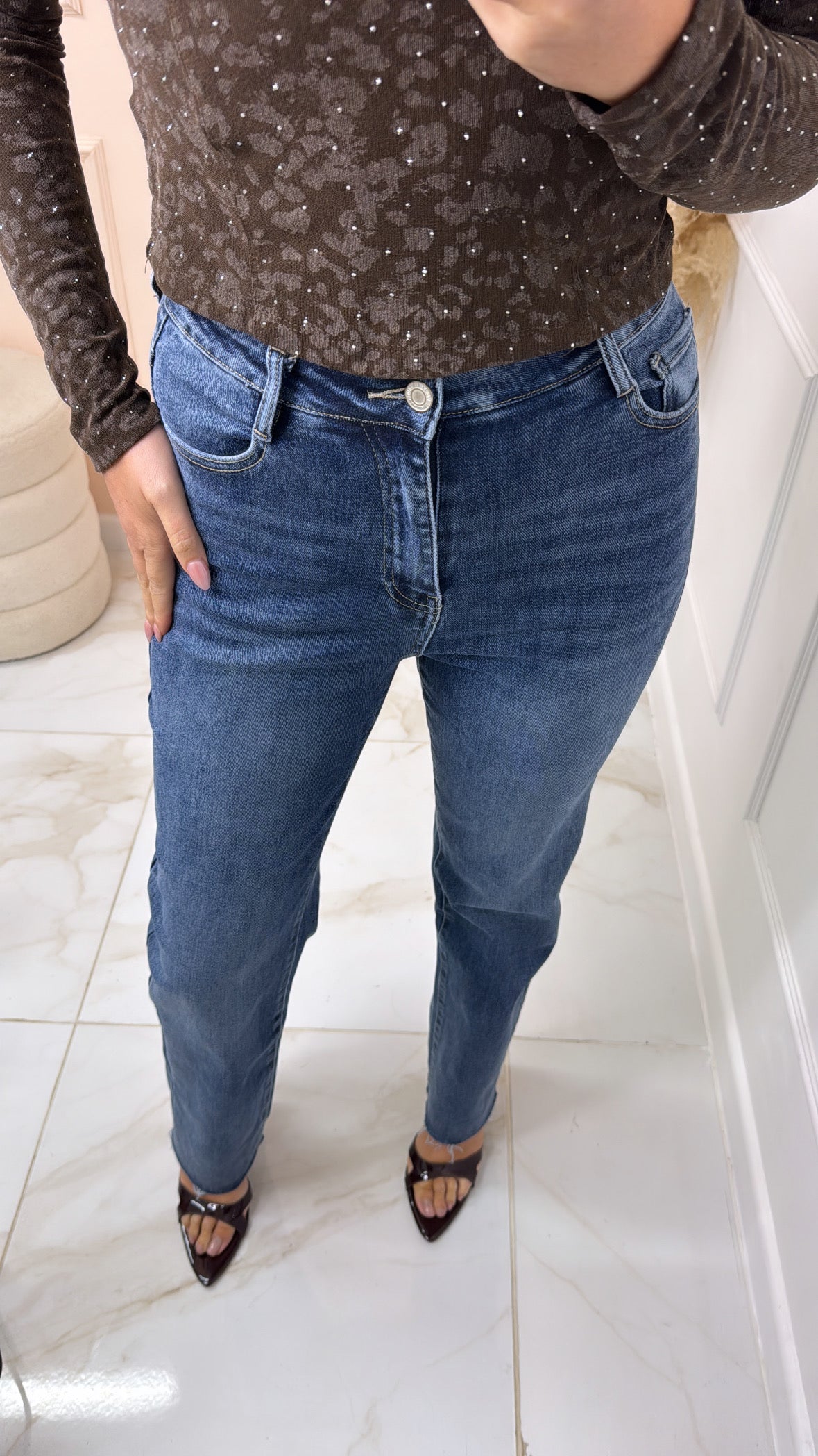 LOTTIE mid wash high waisted straight leg jeans