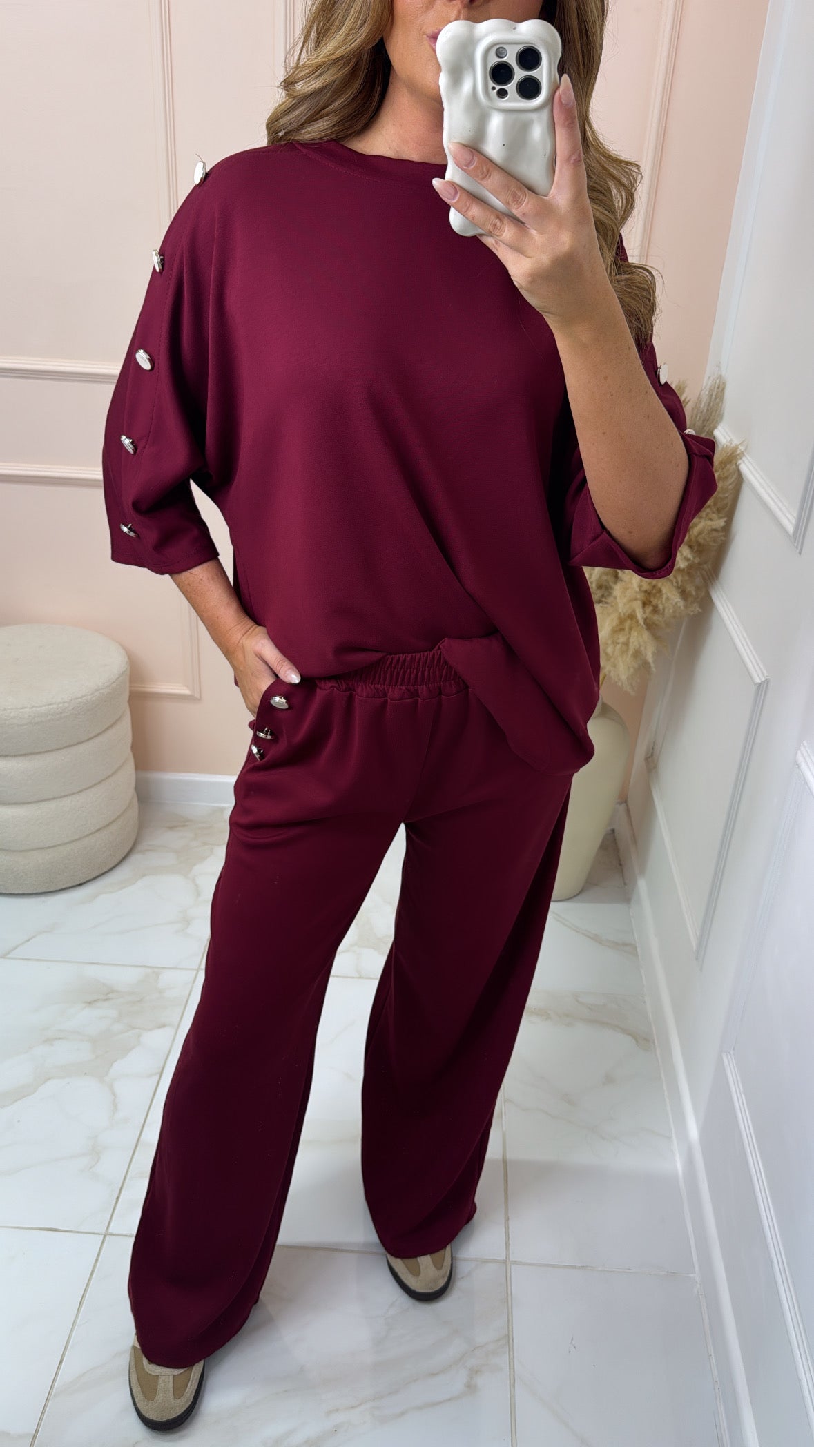 DARYL burgundy soft touch button lounge set