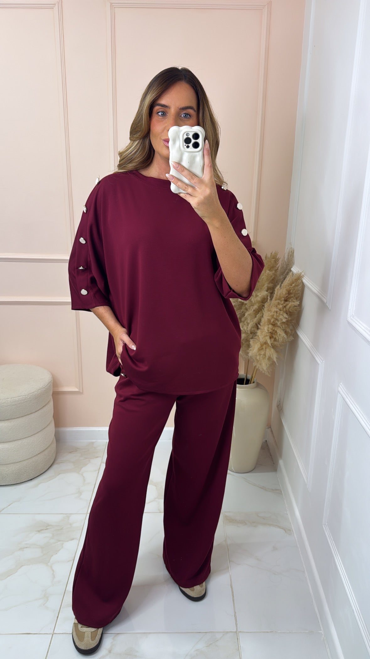 DARYL burgundy soft touch button lounge set