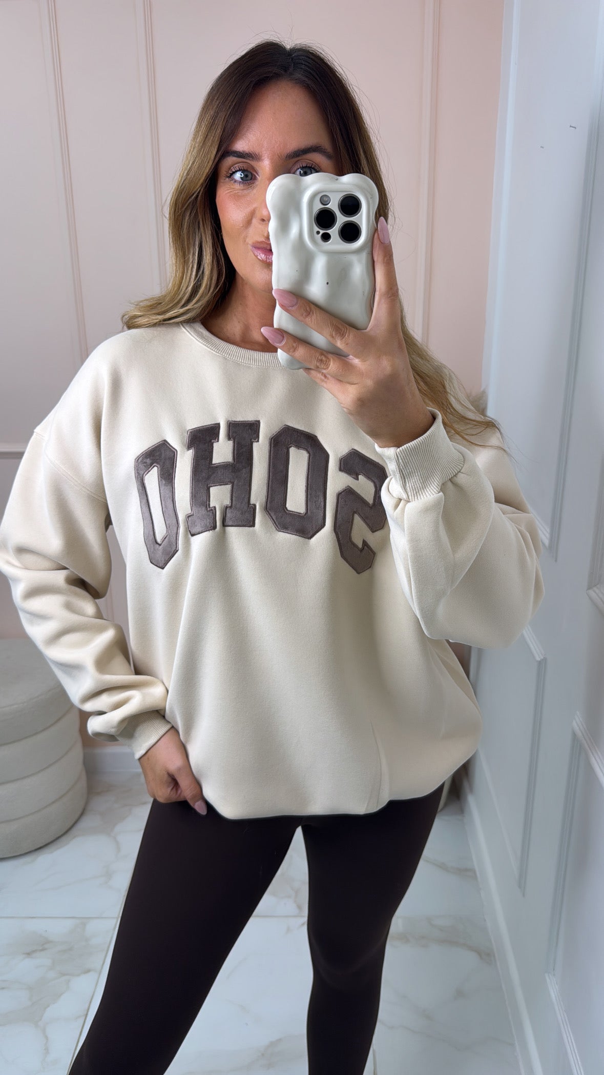 SOHO beige embroidered slogan sweatshirt