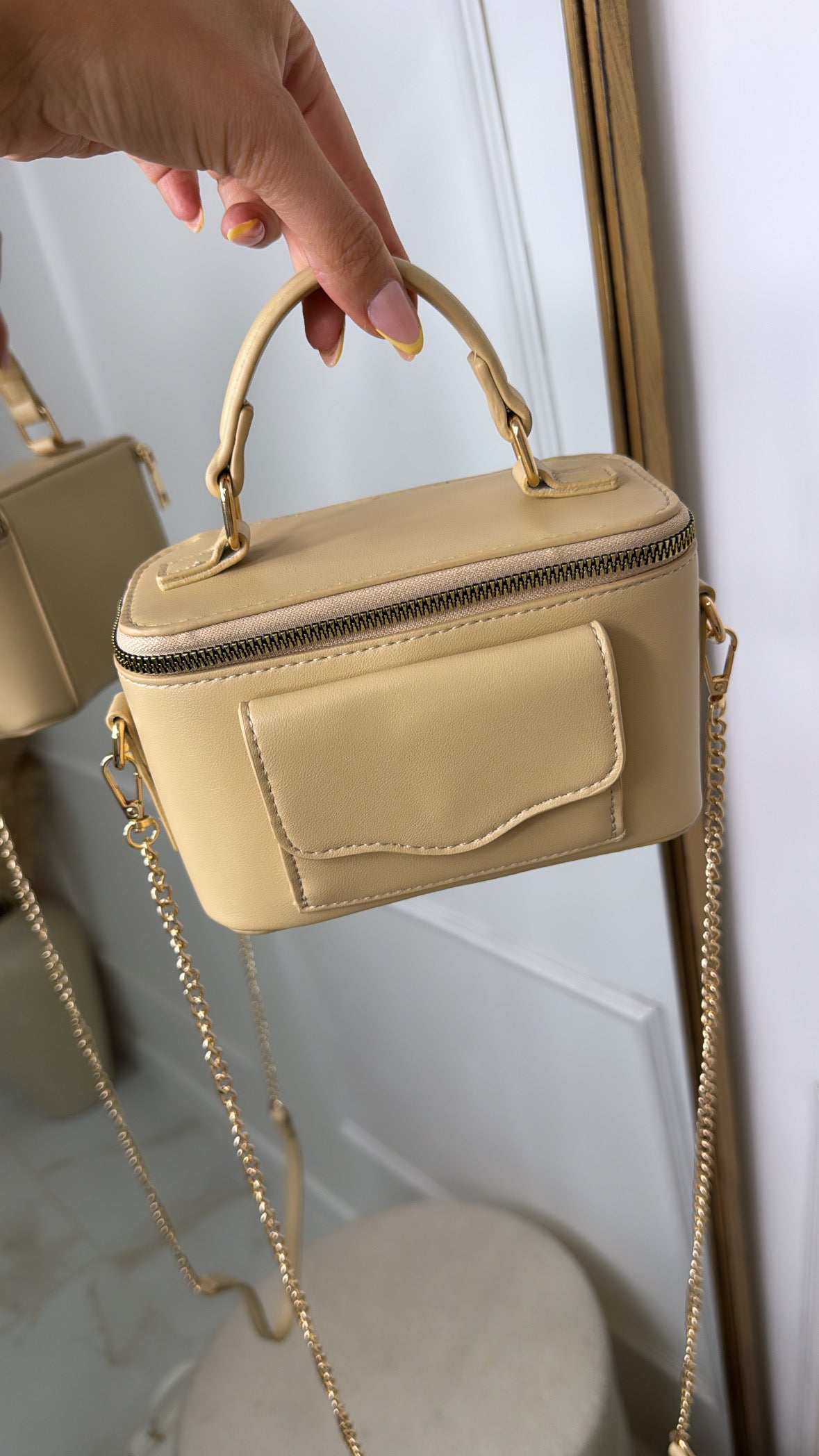BROOKE beige vanity grab bag