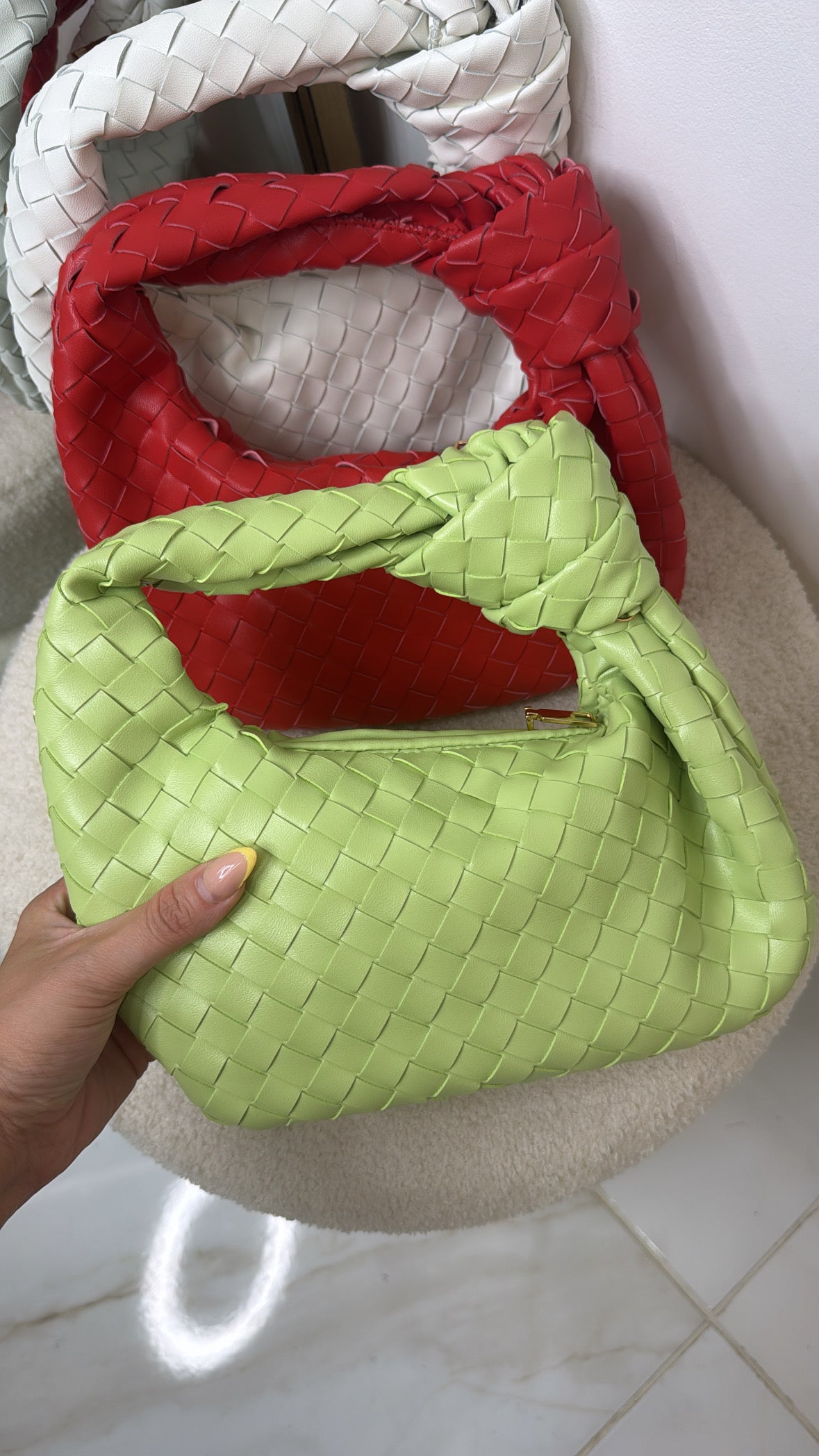 GRACIE lime woven grab bag