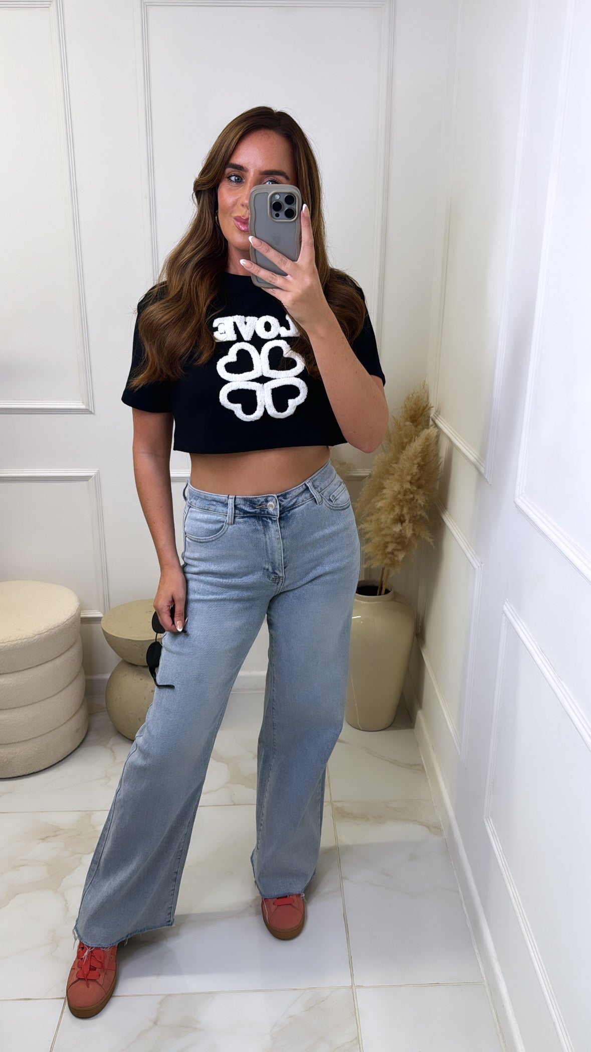 SOPHIA black LOVE slogan cropped top
