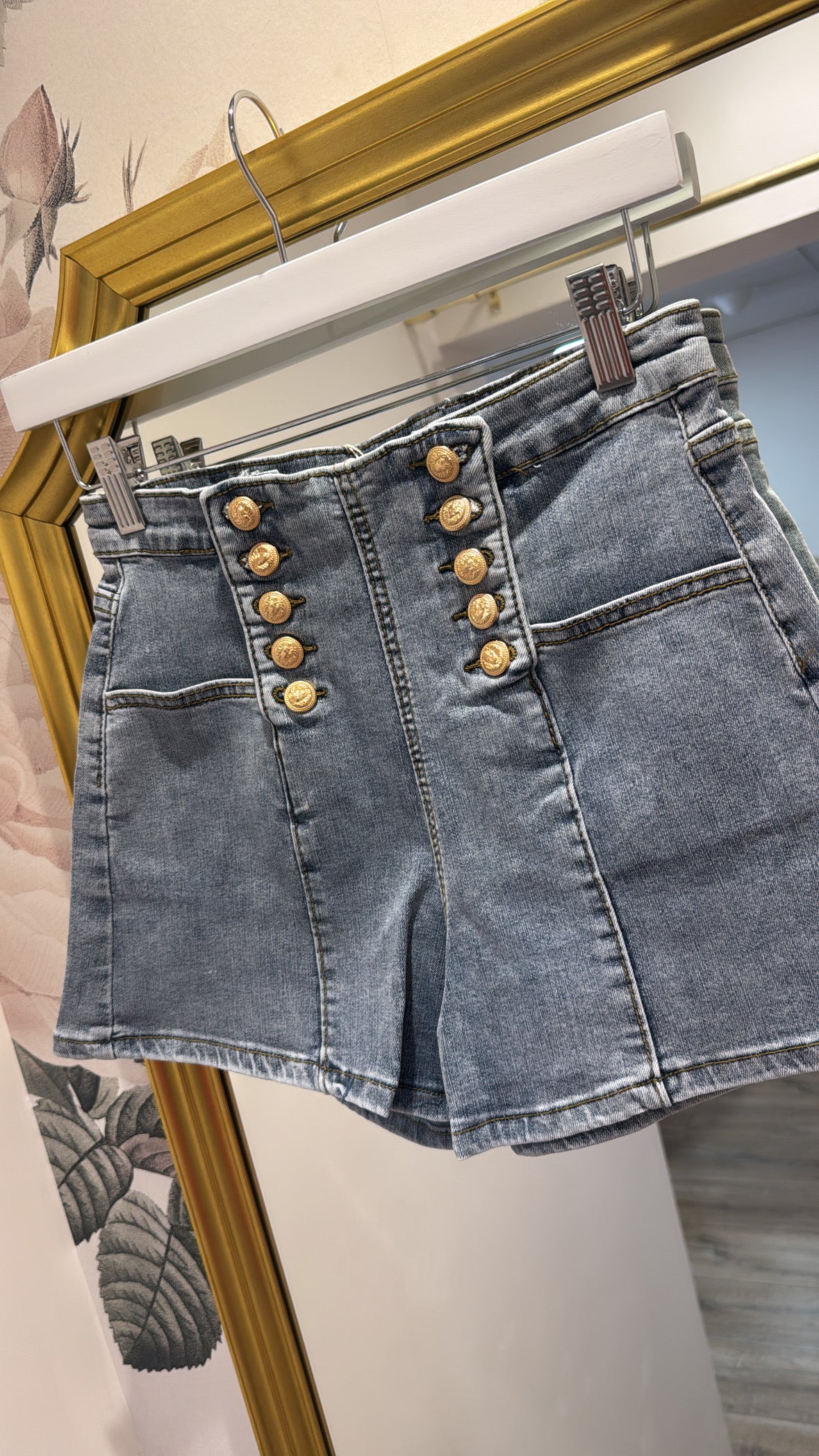 CARMEL light wash gold button denim shorts
