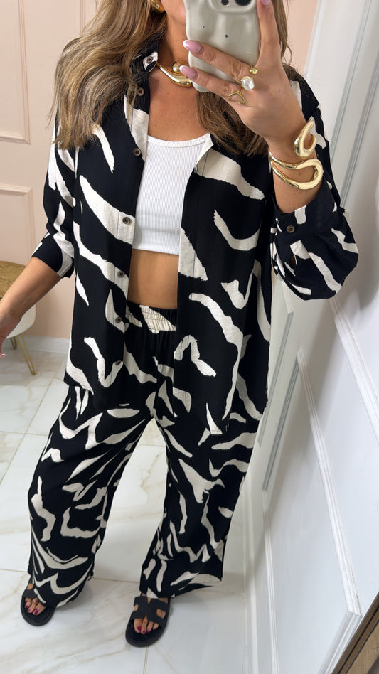 CECE black abstract print trouser set