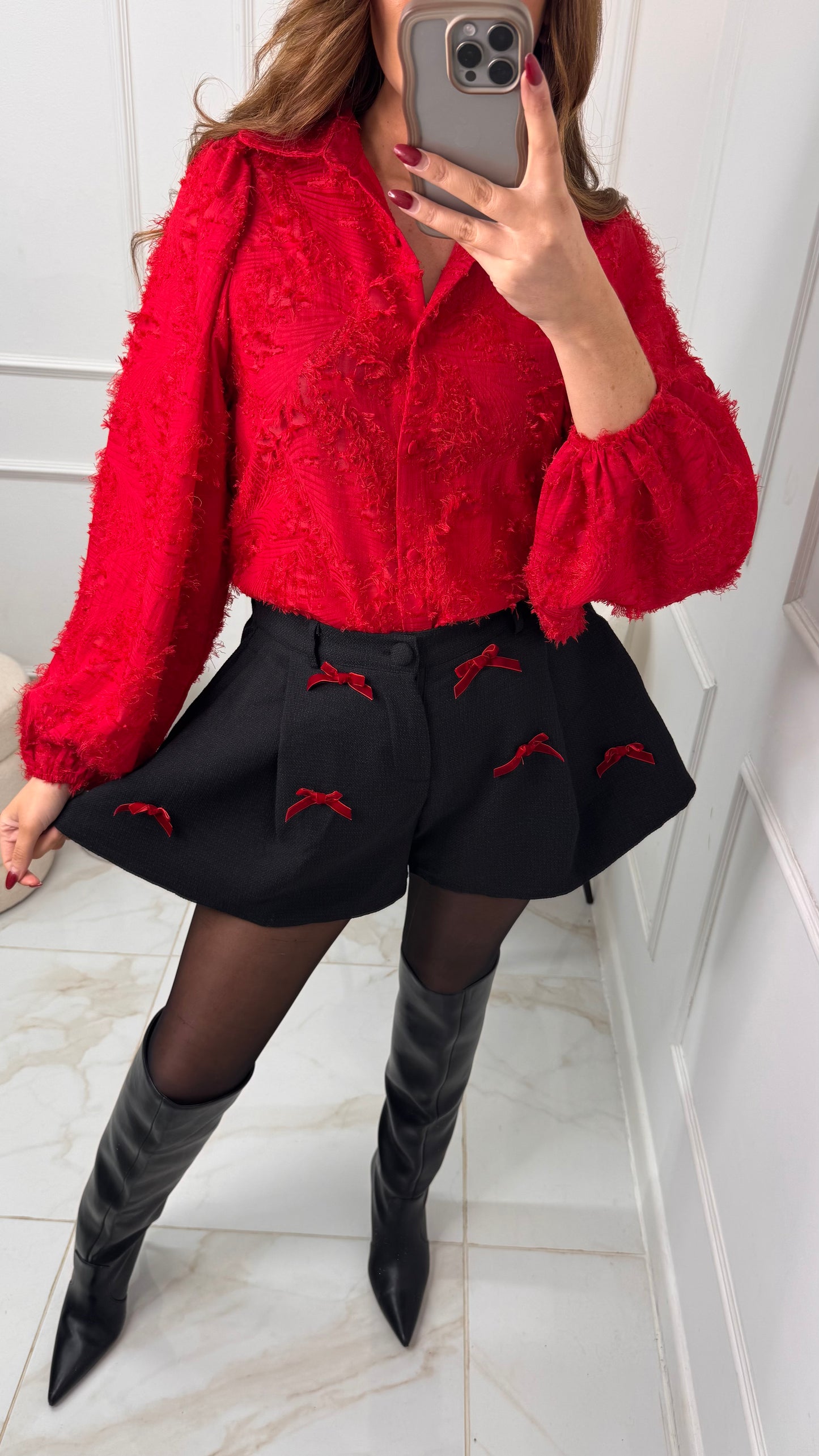 CARMEN black bow flared shorts