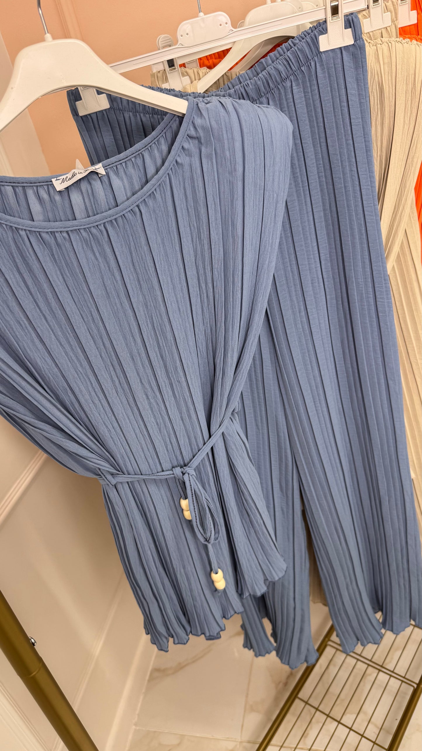 IZZY blue pleated shoulder pad trouser set