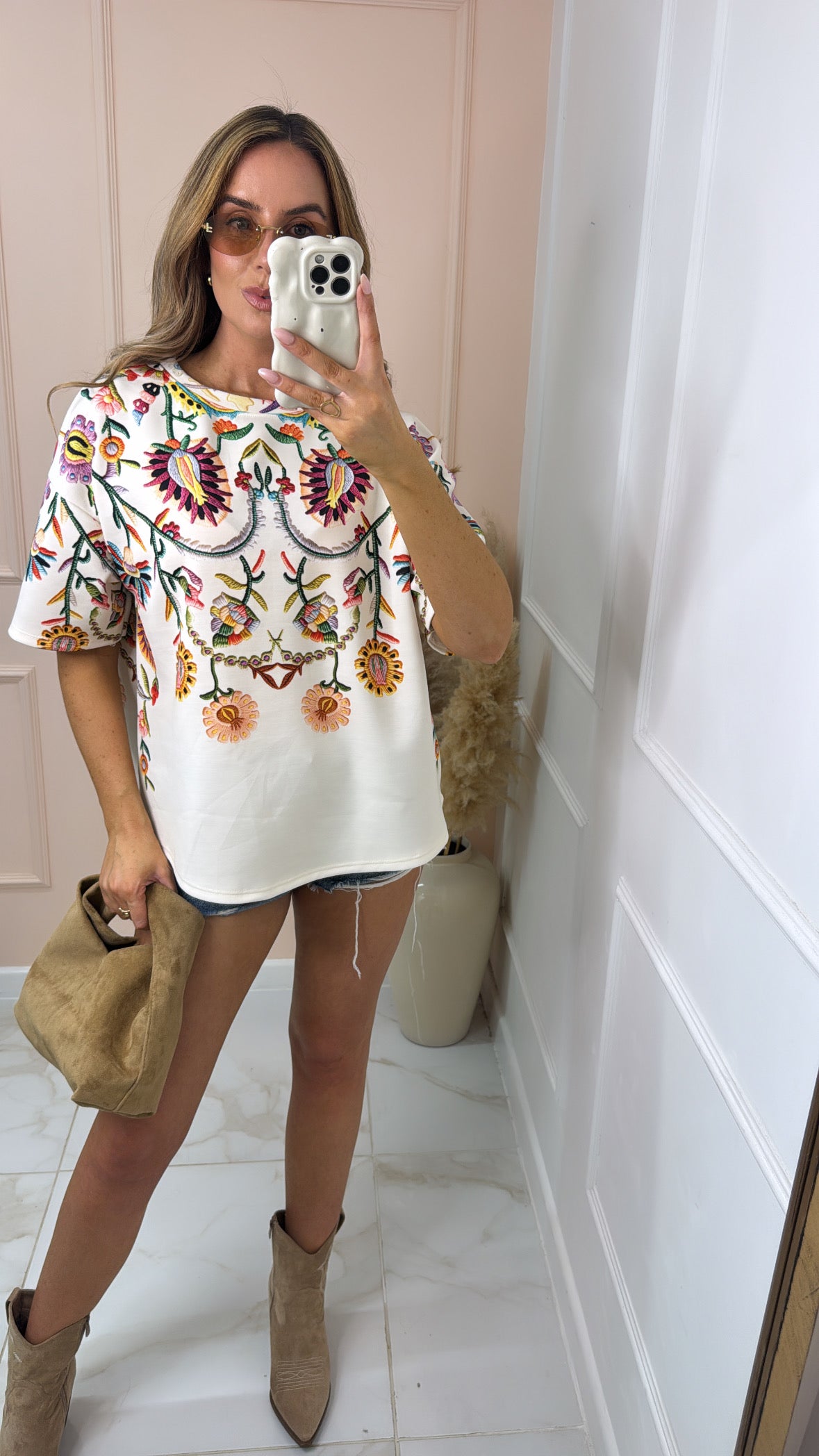 LOTTIE beige floral printed tshirt