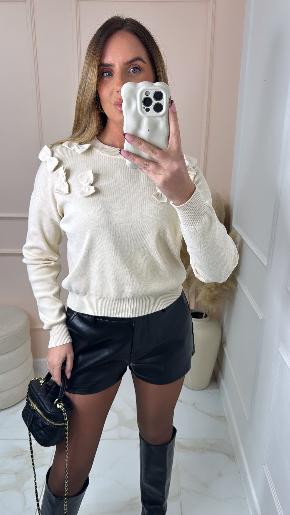 AALIYAH beige 3d bow knit jumper