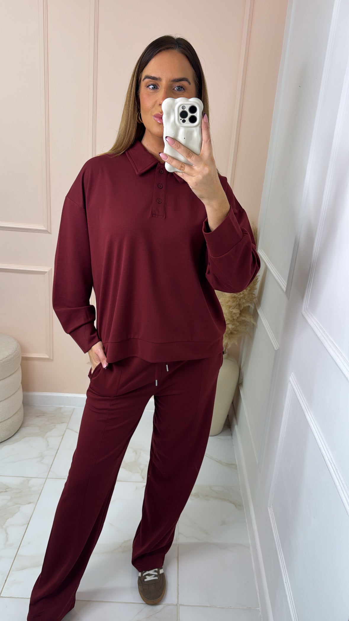 MADDIE burgundy collar detail lounge set