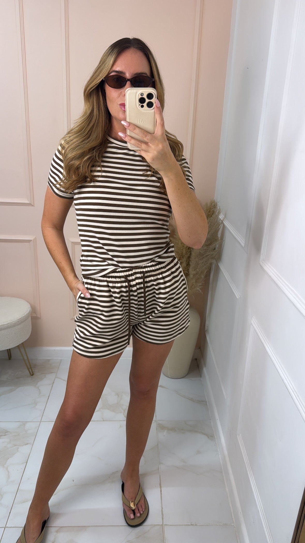RHEA brown stripe short set