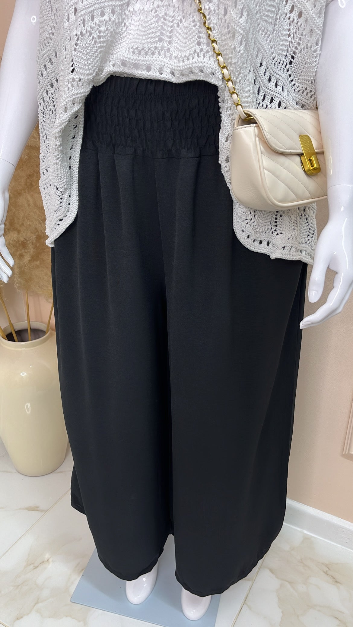SHARNA black floaty trousers
