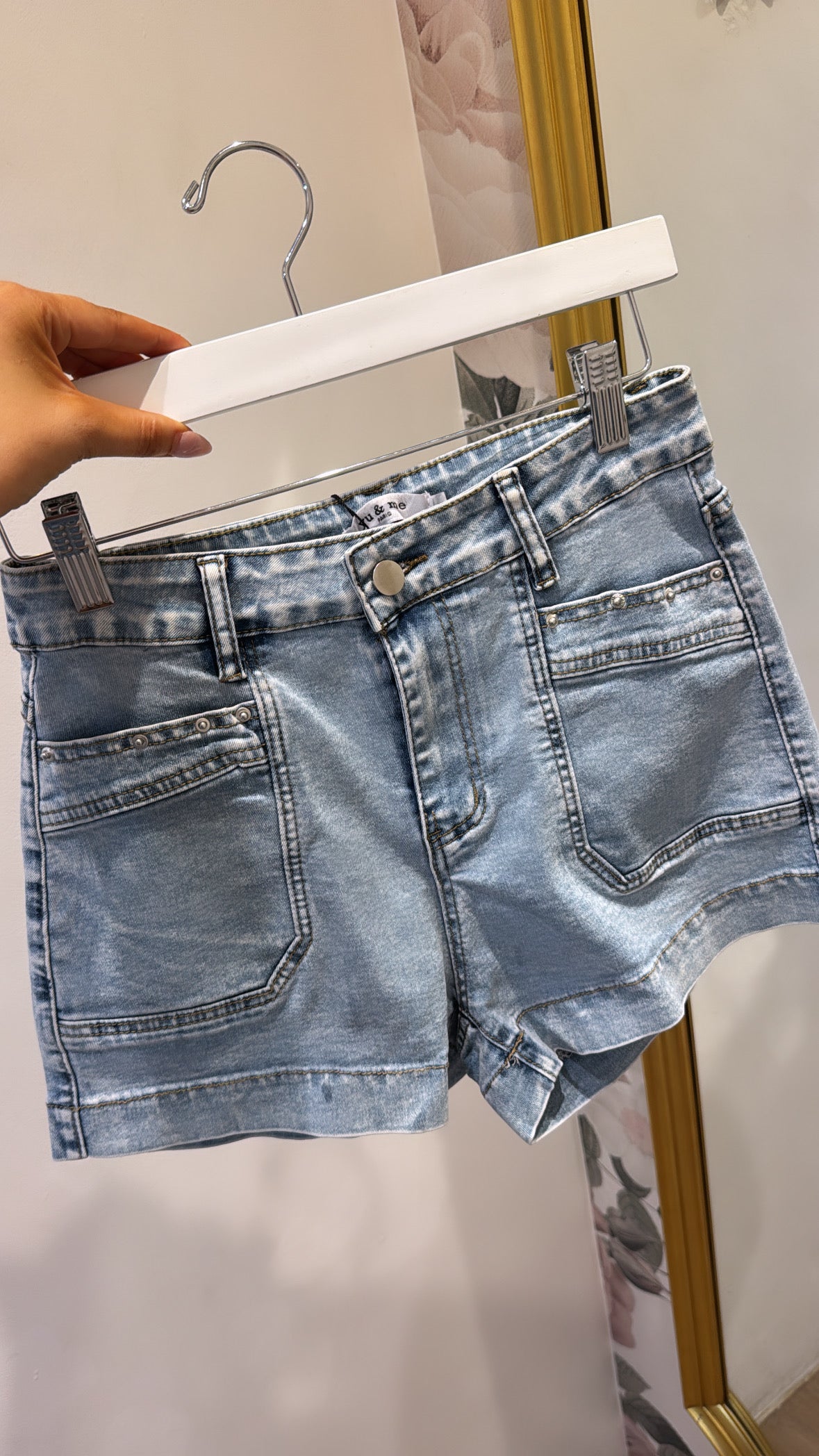 BILLIE light pocket eyelet detail denim shorts