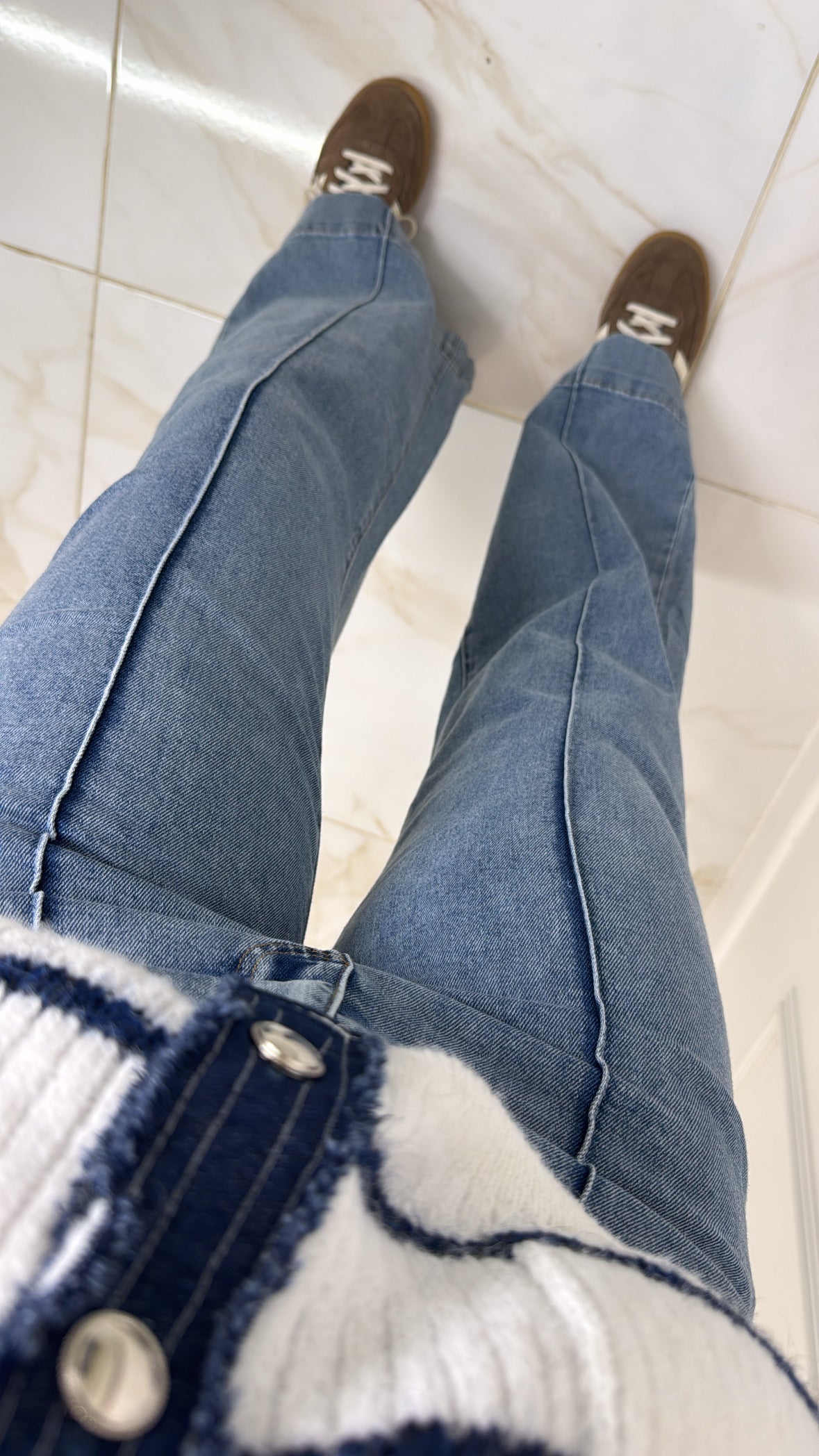 CINDY light wash front seam wide leg jeans