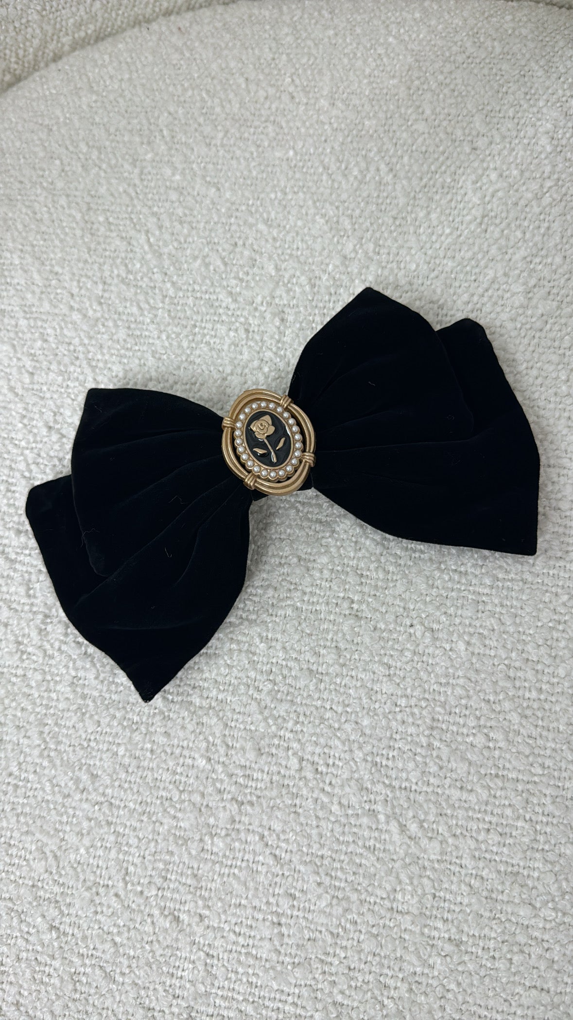 CILLIA black velvet rose detail bow