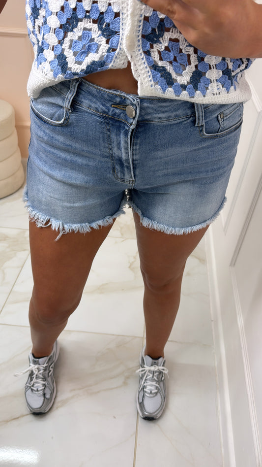 GINA mid wash frayed denim shorts