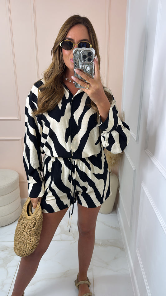 NADA zebra print short set