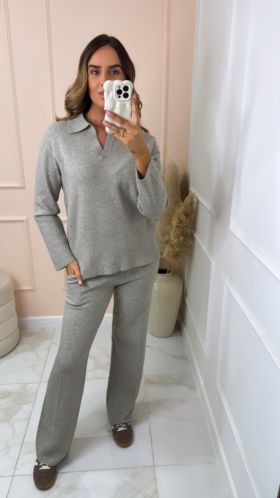 MATILDA beige collared lounge set