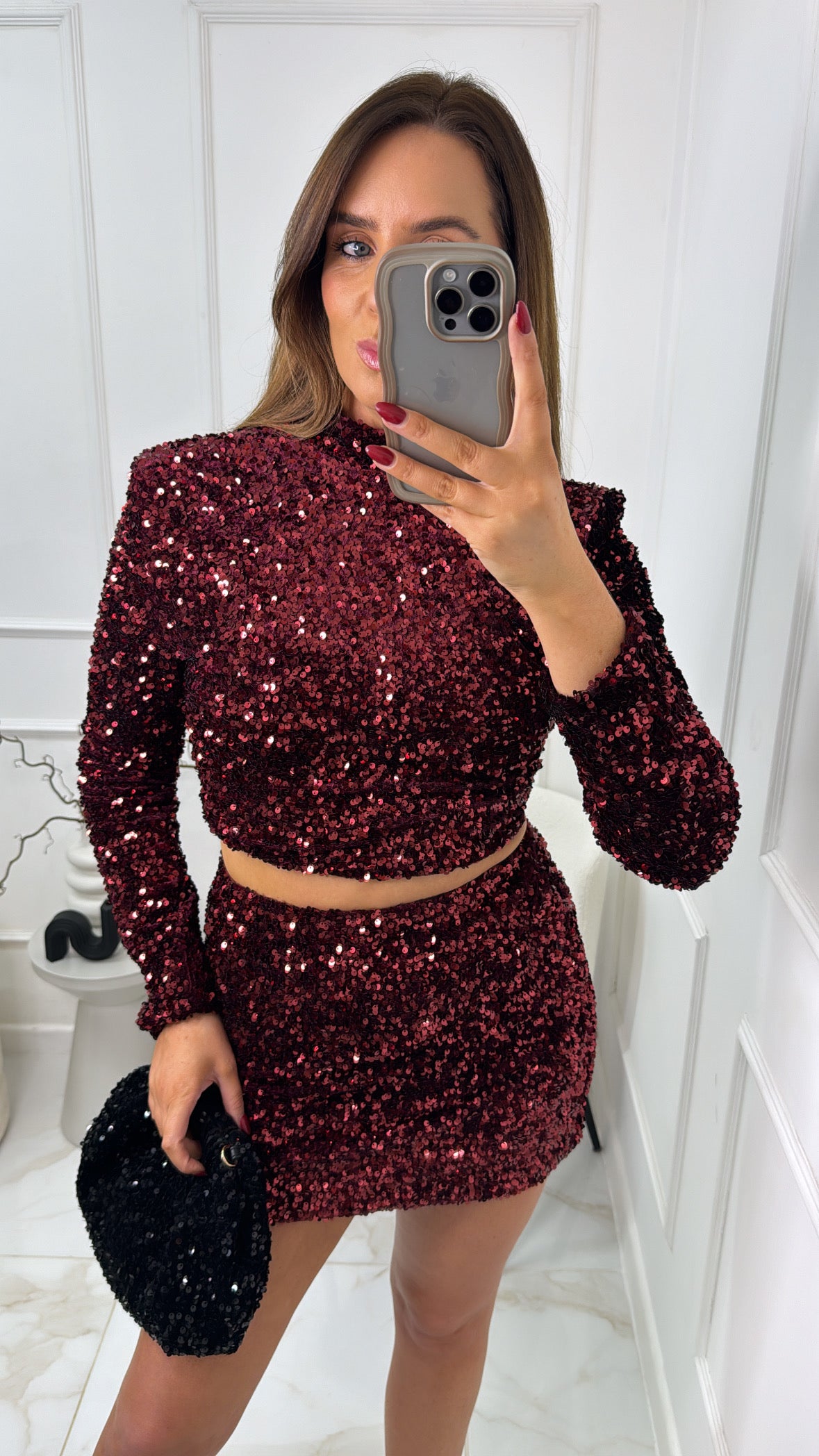 CLEO burgundy sequin mini skirt