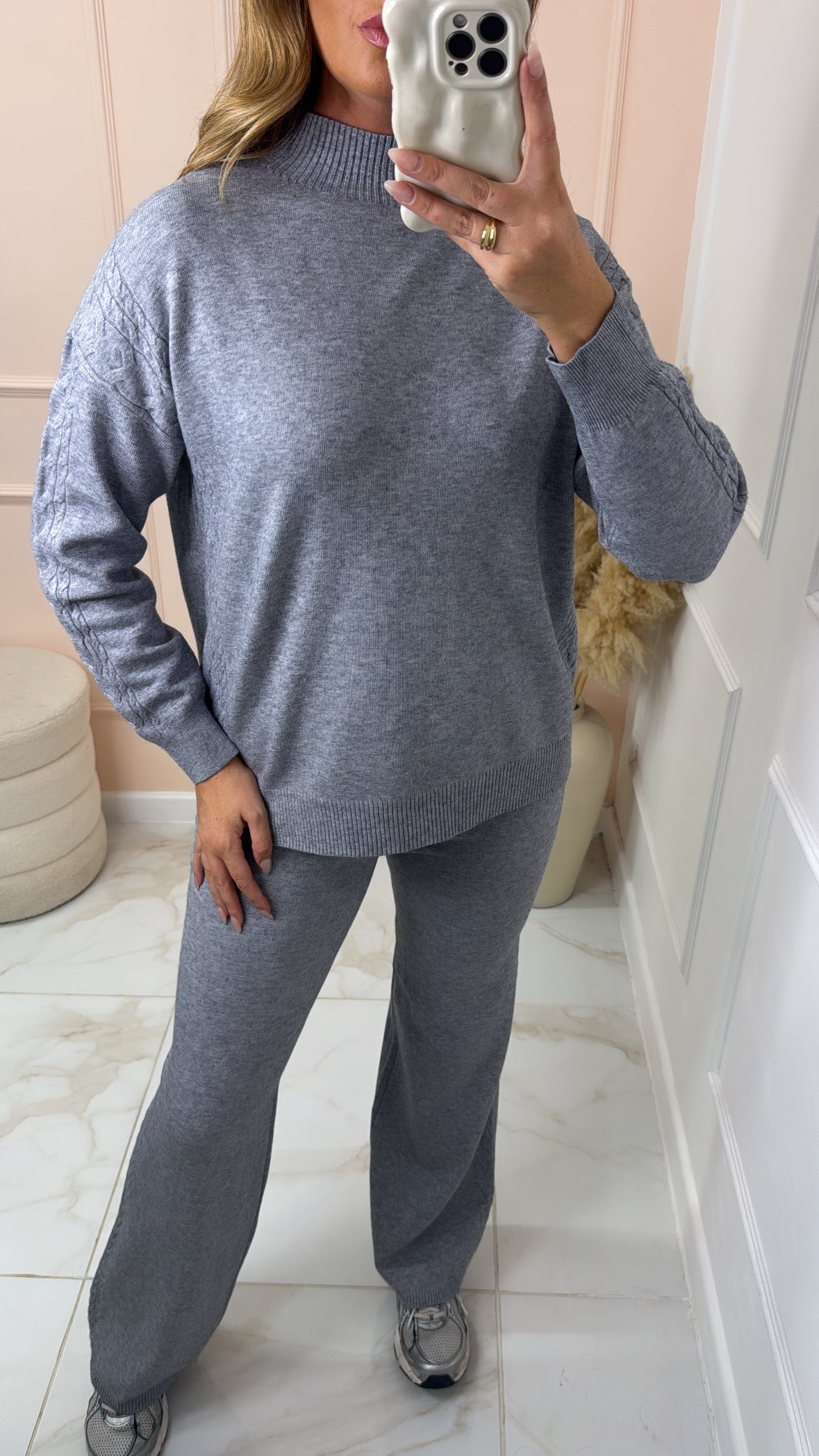 REMI grey fine cable knit lounge set
