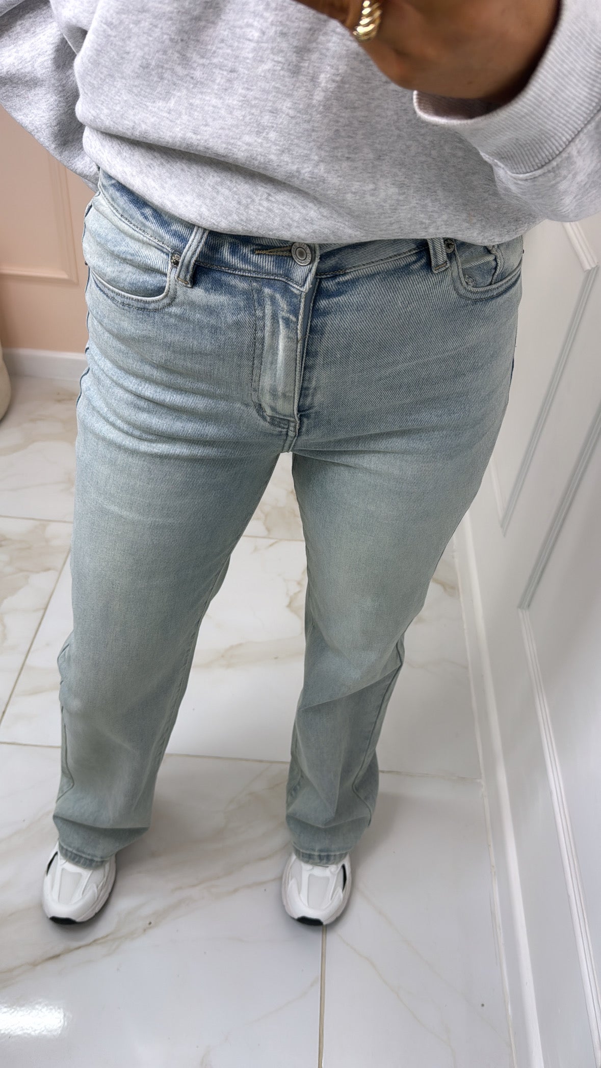 CARMEN light wash straight leg jeans
