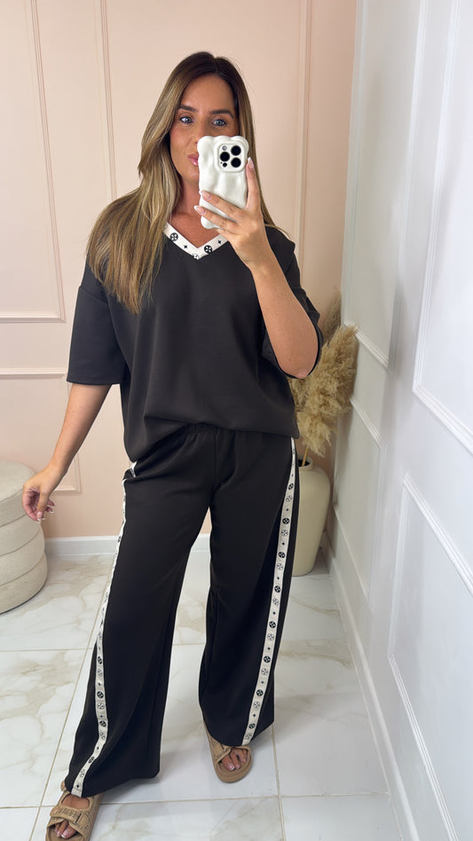 ADELE brown side logo lounge set