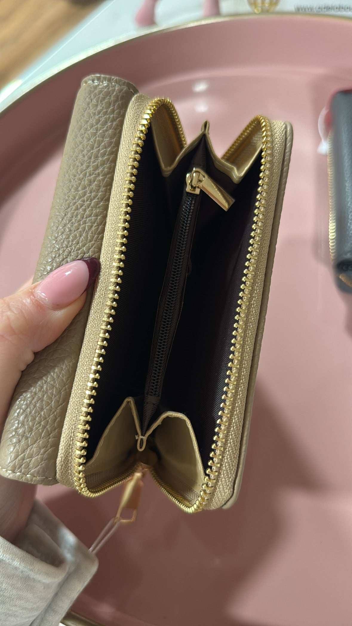 LARISSA burgundy bow detail purse