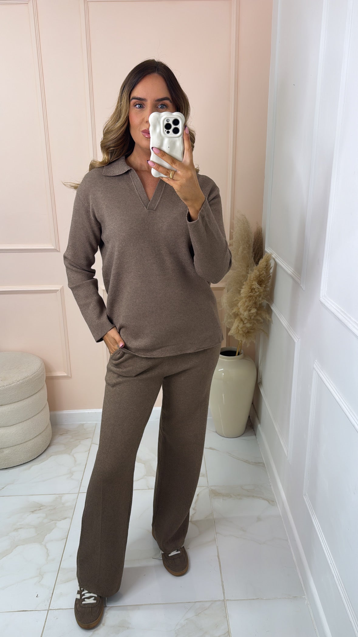 MATILDA mocha collared lounge set