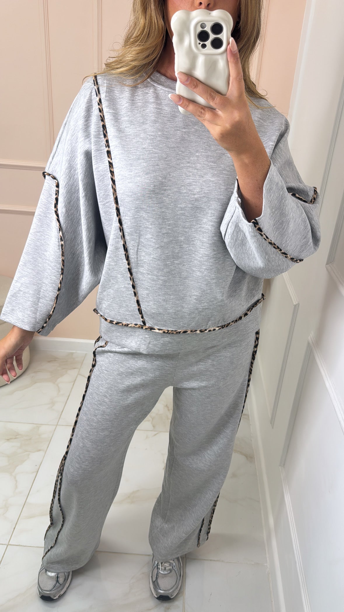 PAIGE grey animal piping lounge set