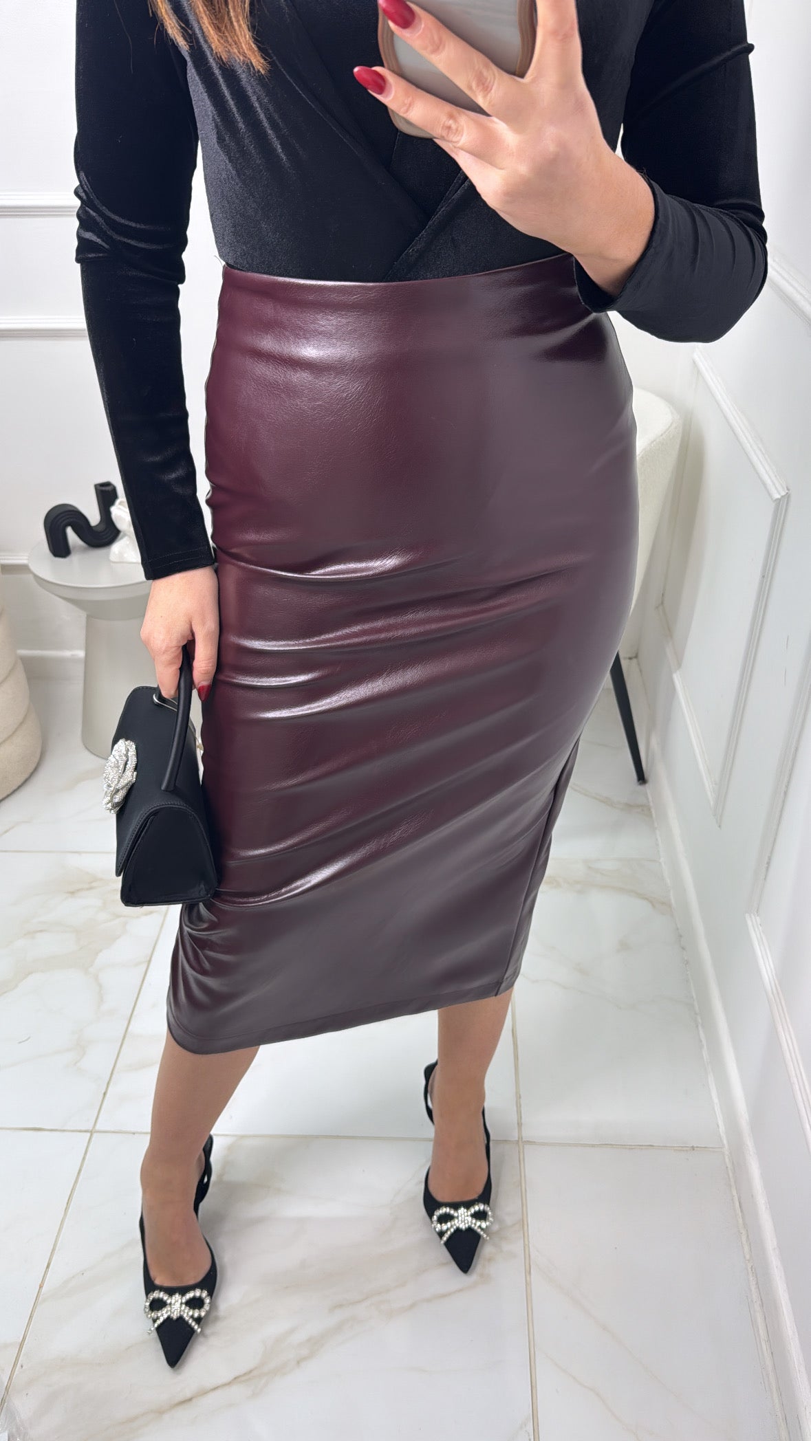JAYDA burgundy faux leather midi skirt