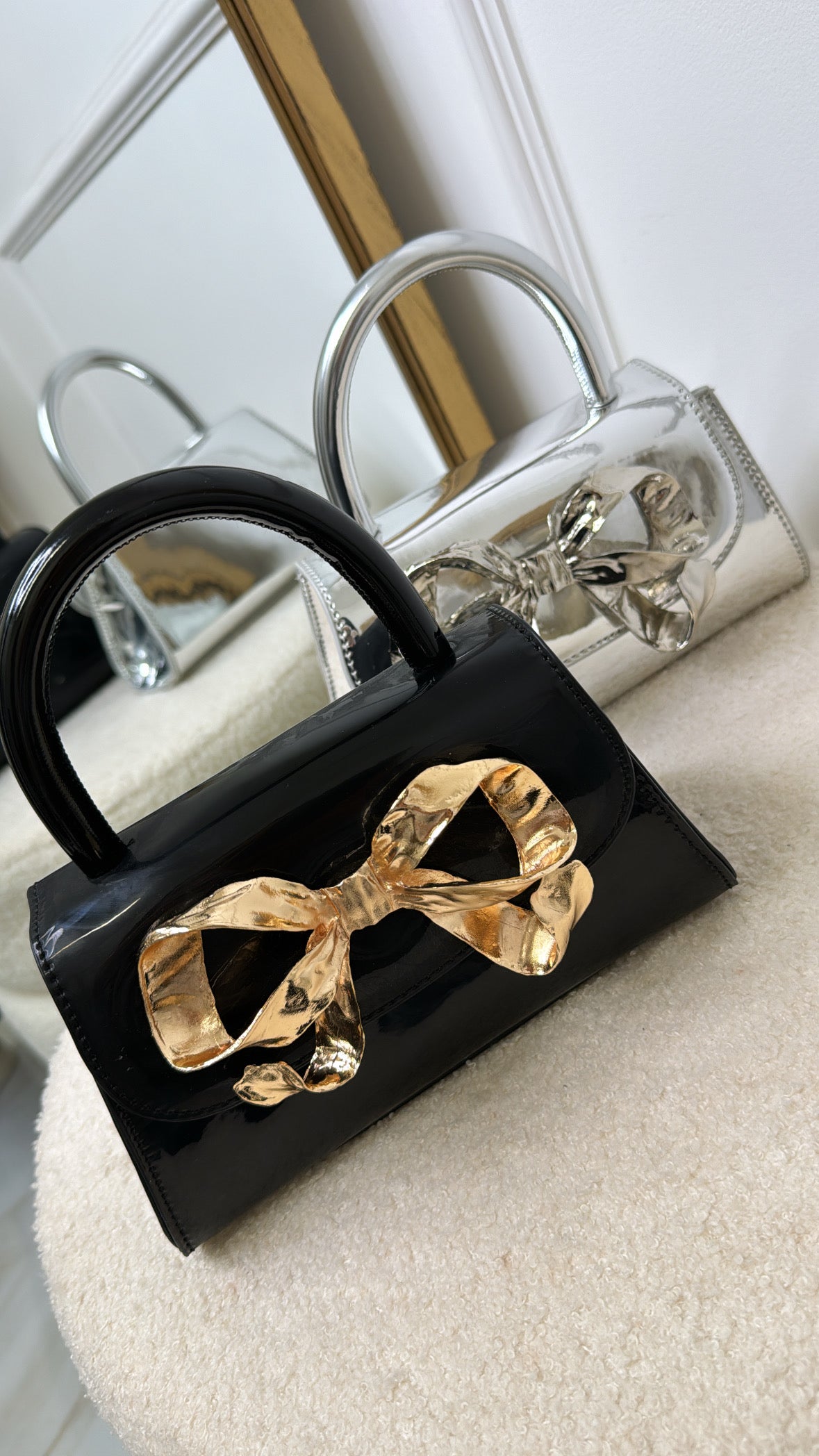 MATILDA black bow grab bag