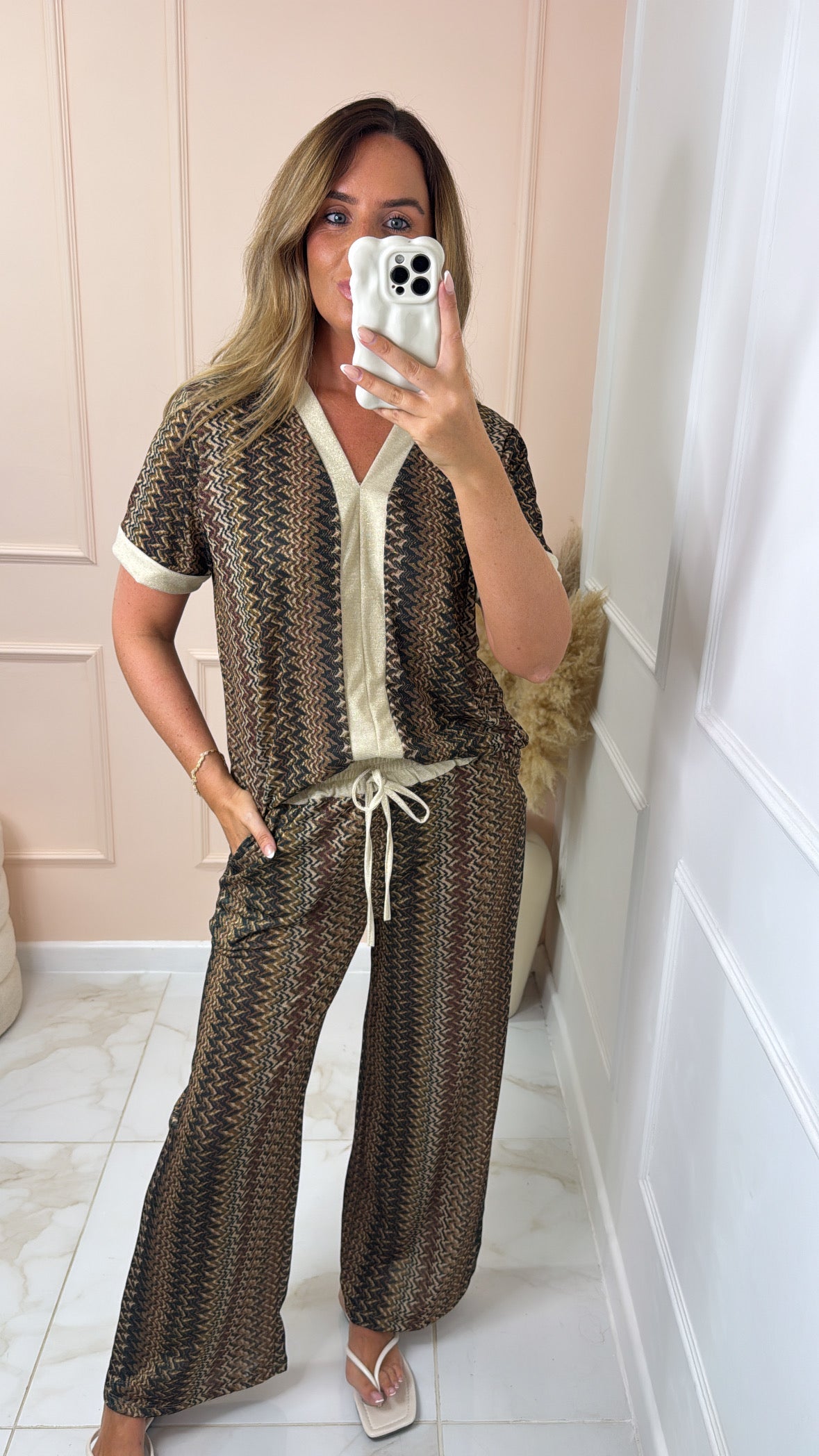 TAYLOR brown shimmer zig zag lounge set
