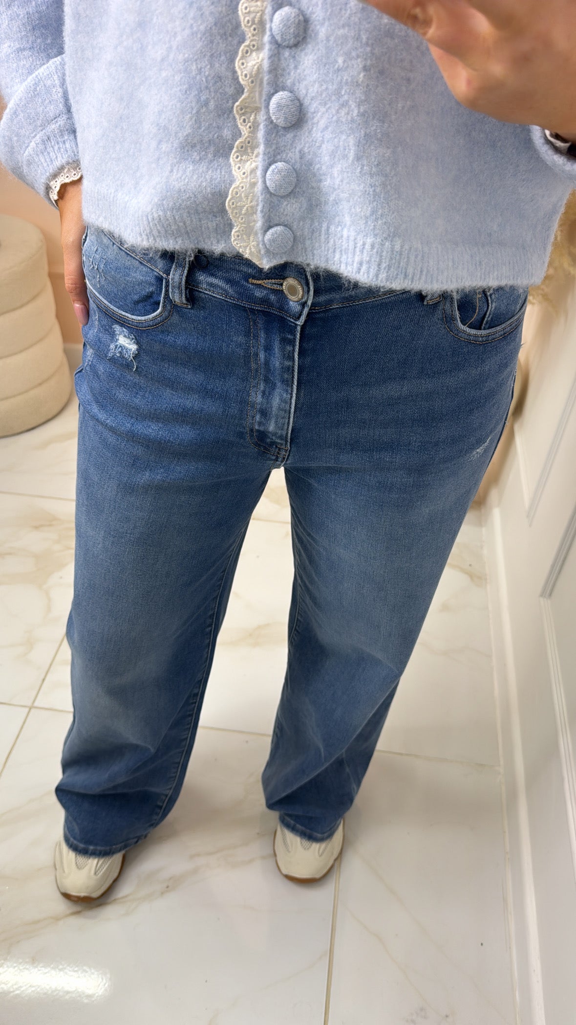 GIANA light wash straight leg jeans