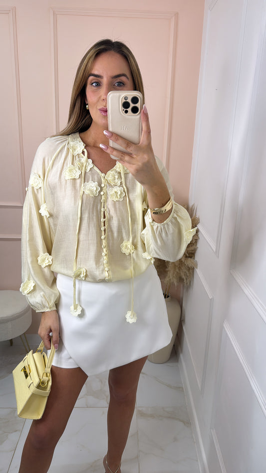 AURELIA lemon 3D floral blouse