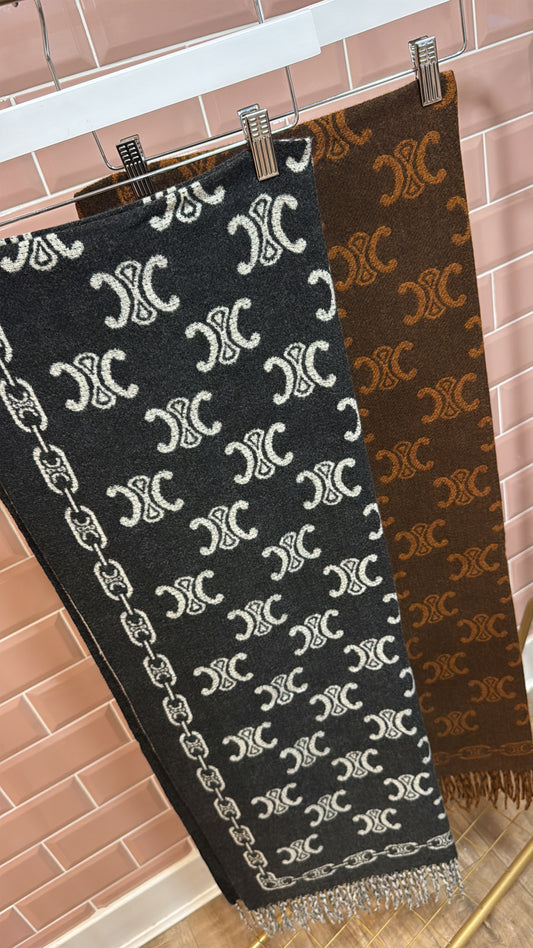CICI black motif fluffy scarf