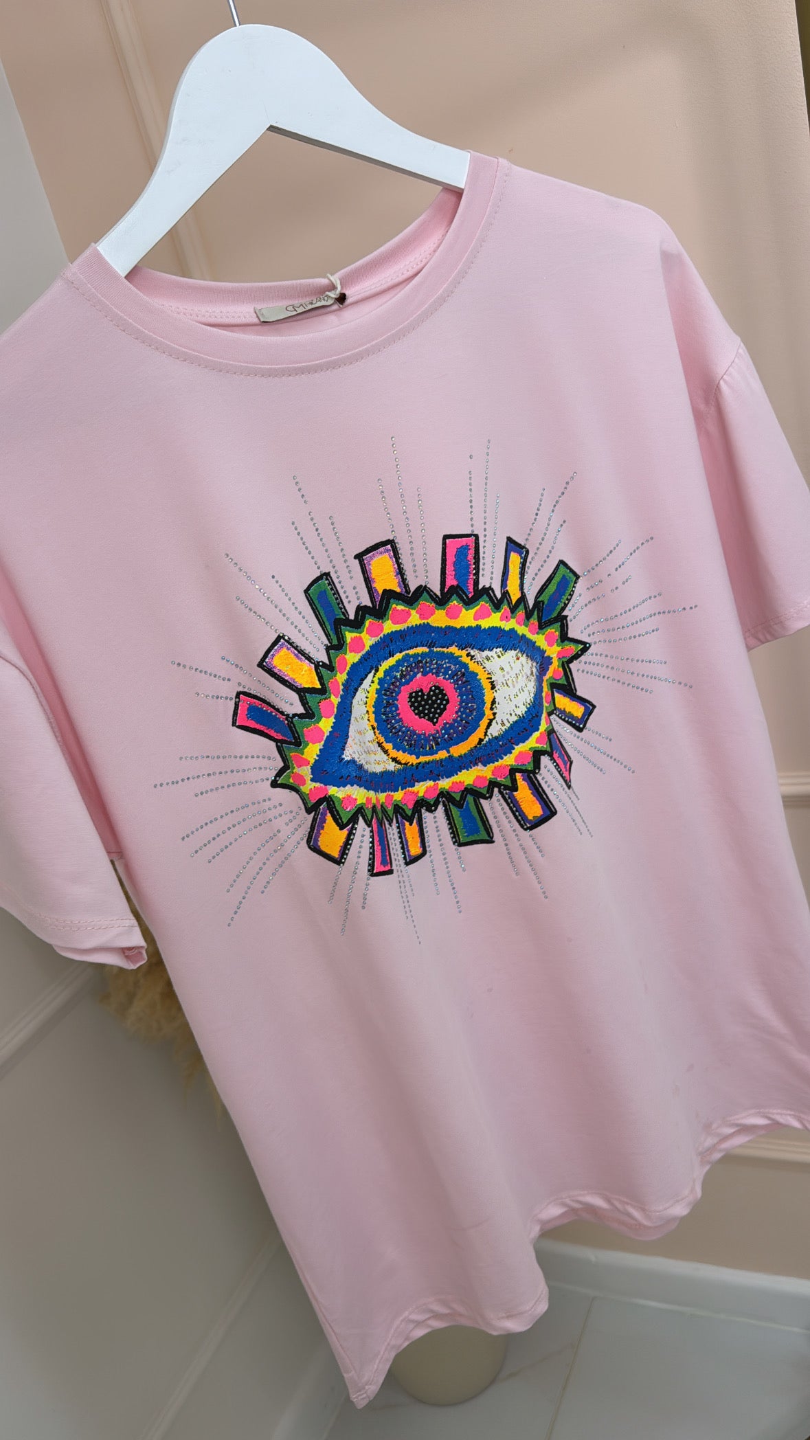 NINA pink eye graphic t shirt