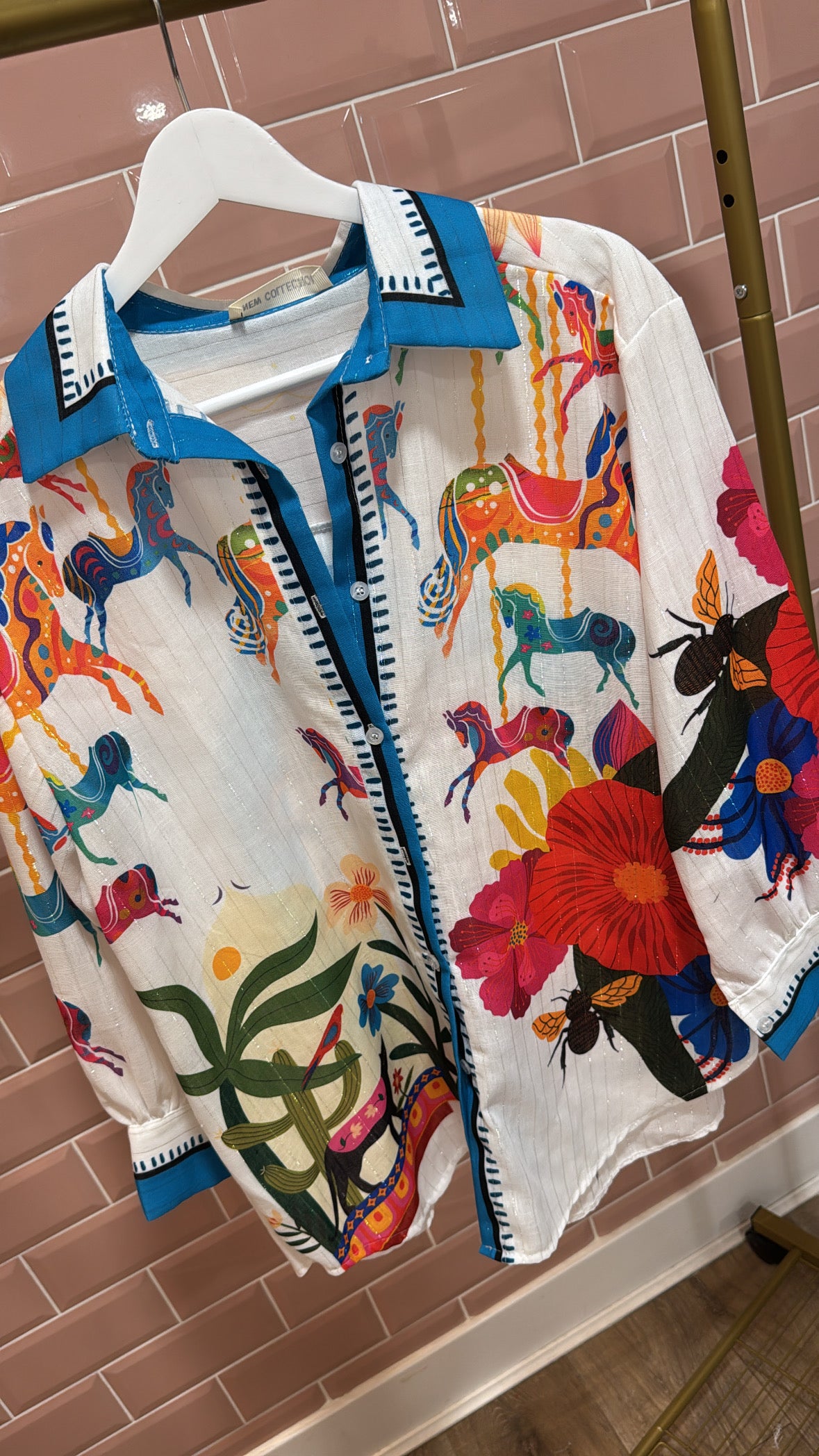 BILLIE white graffiti print blouse