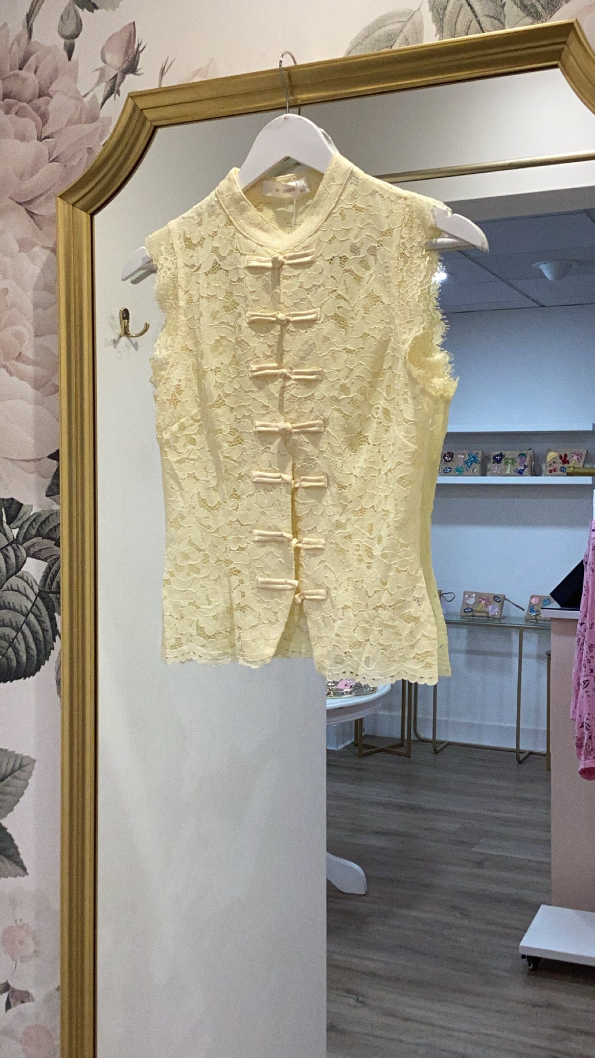 CHLOE lemon lace sleeveless top