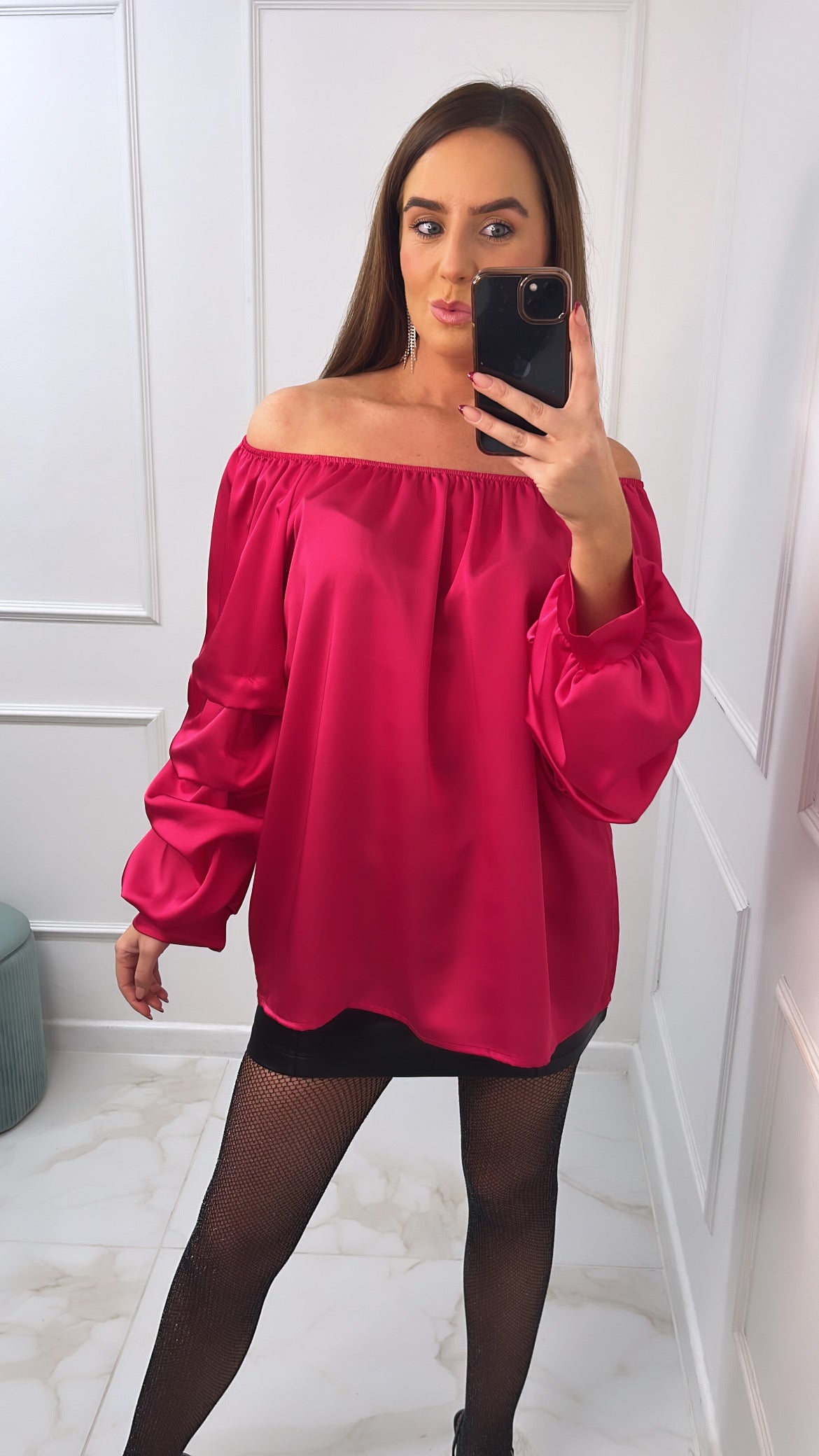VIOLET fuchsia ruched sleeve satin top
