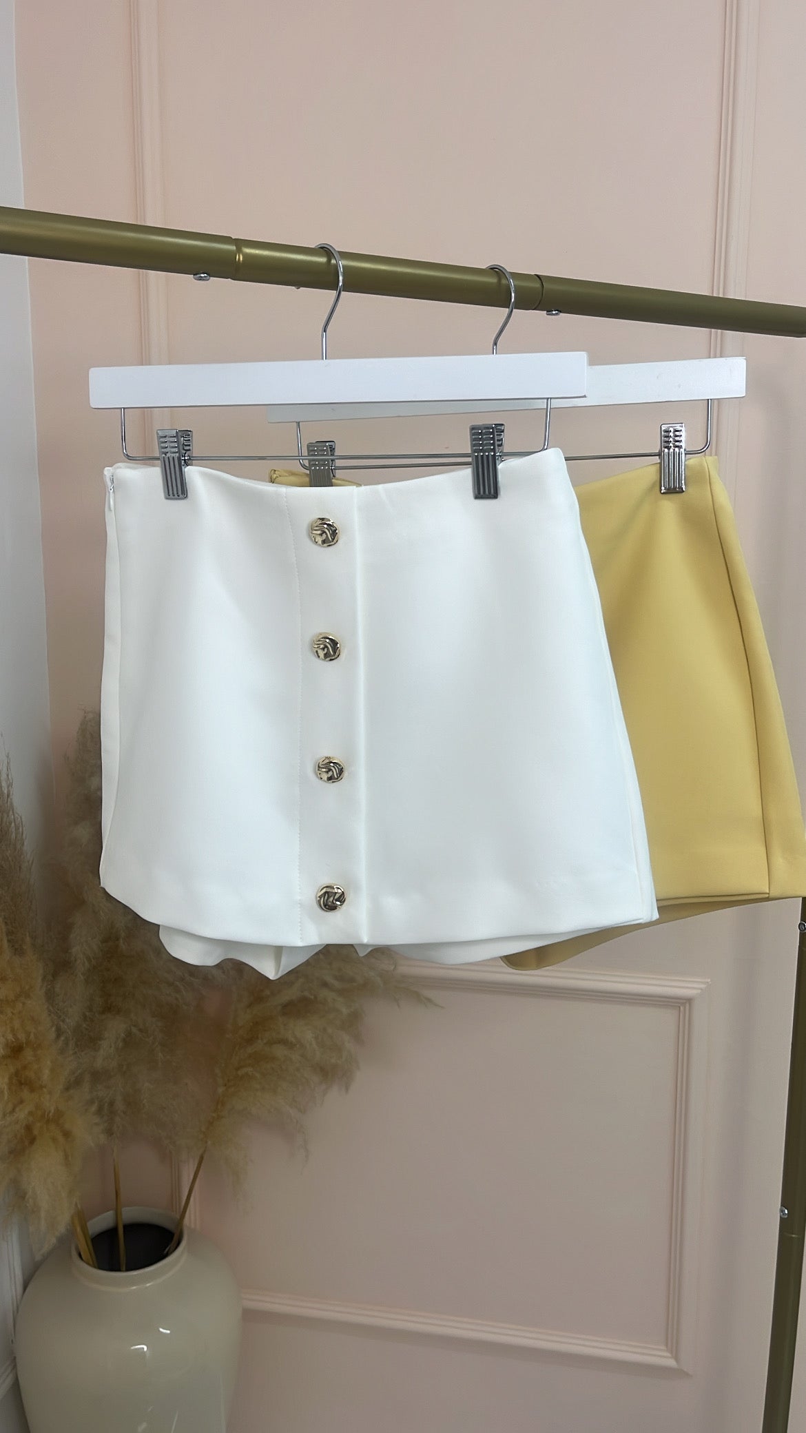 DARCY white tailored skort