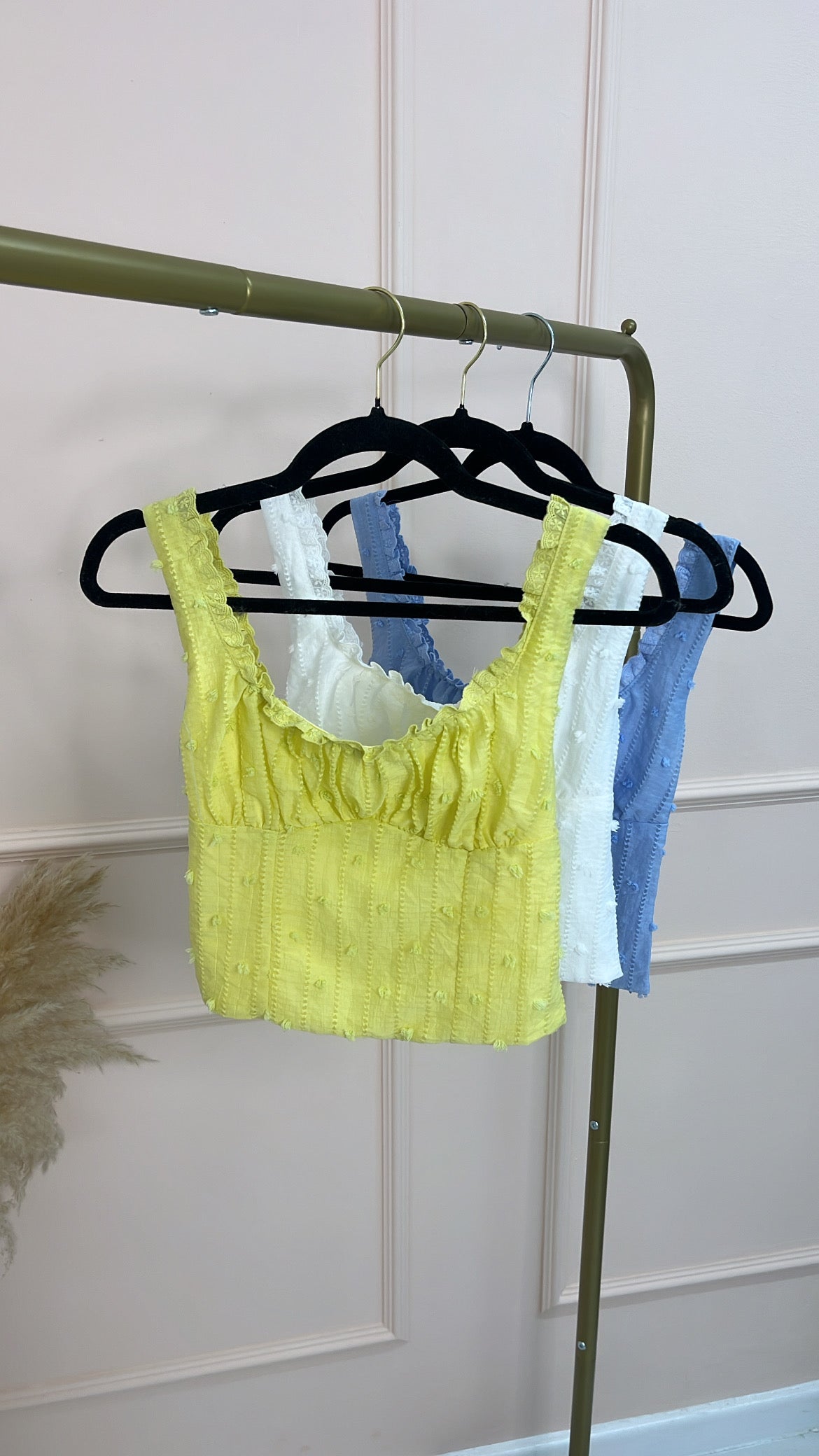 MISSY yellow broiderie anglaise top